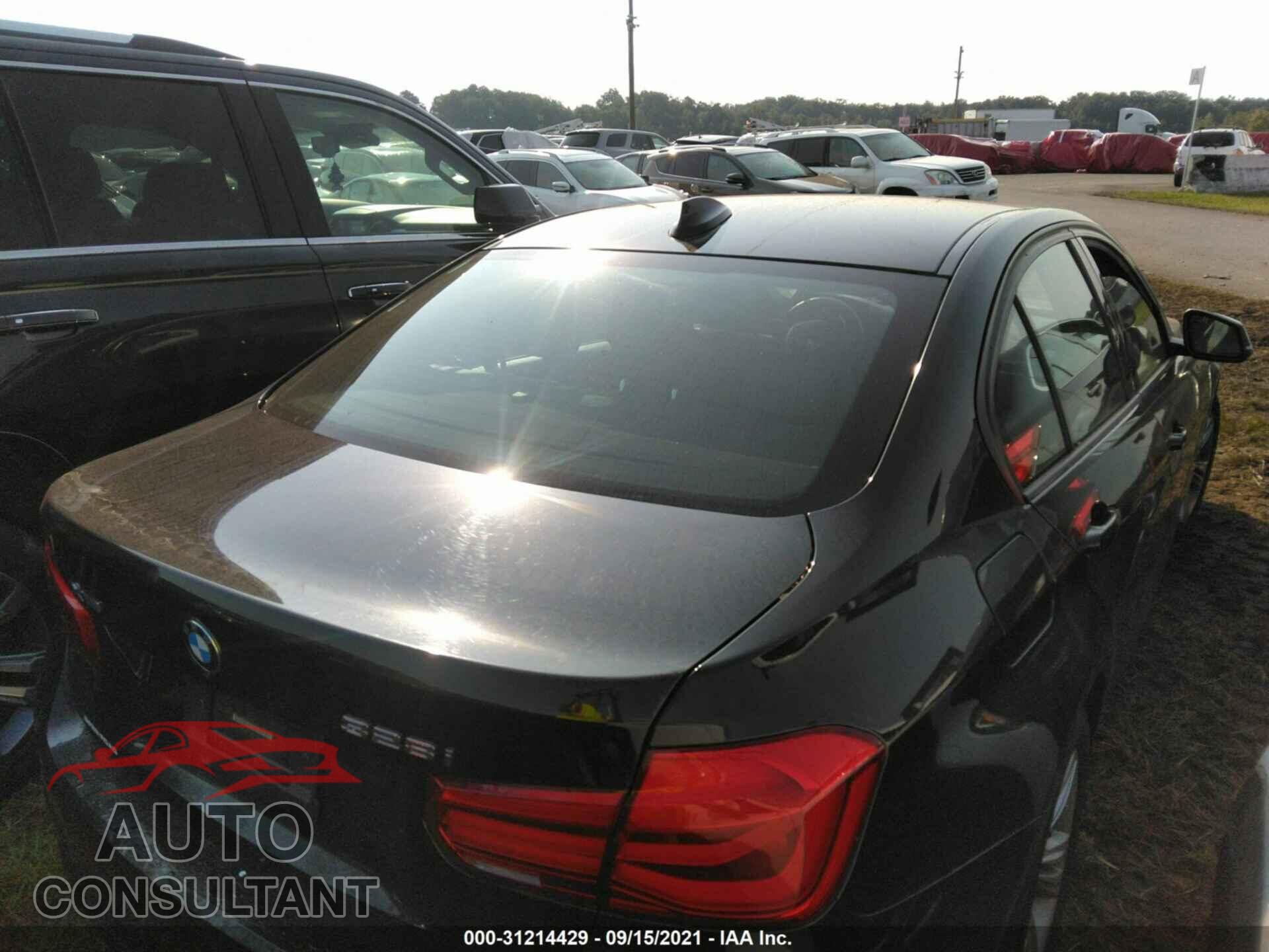 BMW 3 SERIES 2016 - WBA8E3G59GNU05842