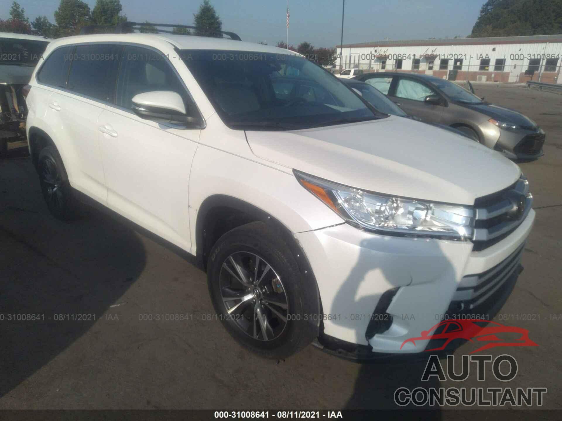 TOYOTA HIGHLANDER 2019 - 5TDZARFH8KS044883