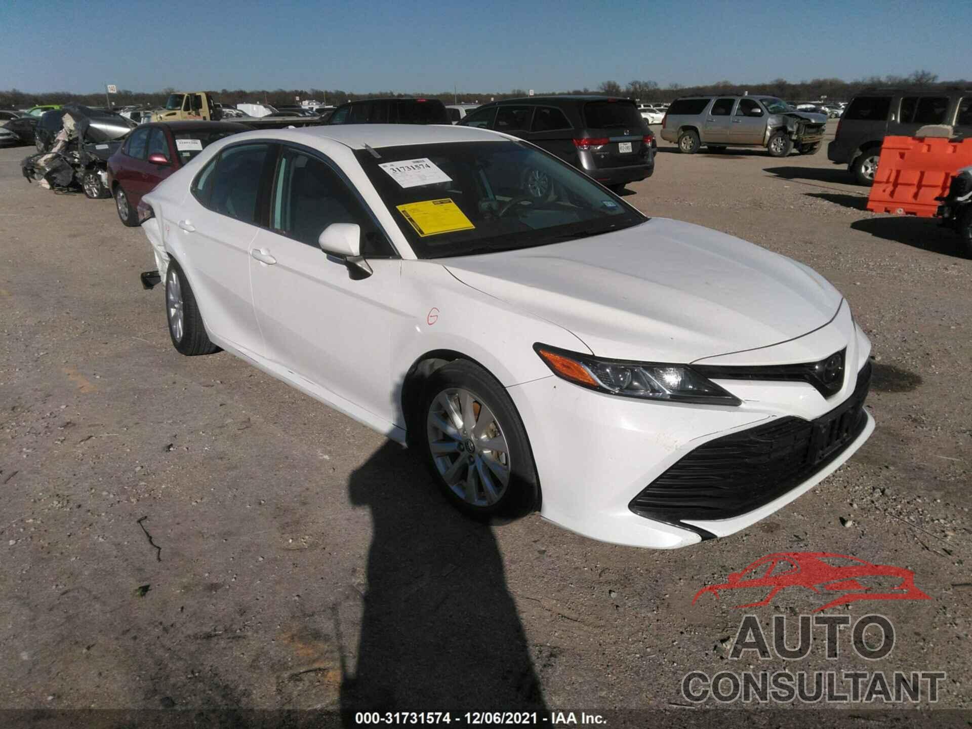 TOYOTA CAMRY 2019 - 4T1B11HK7KU170820