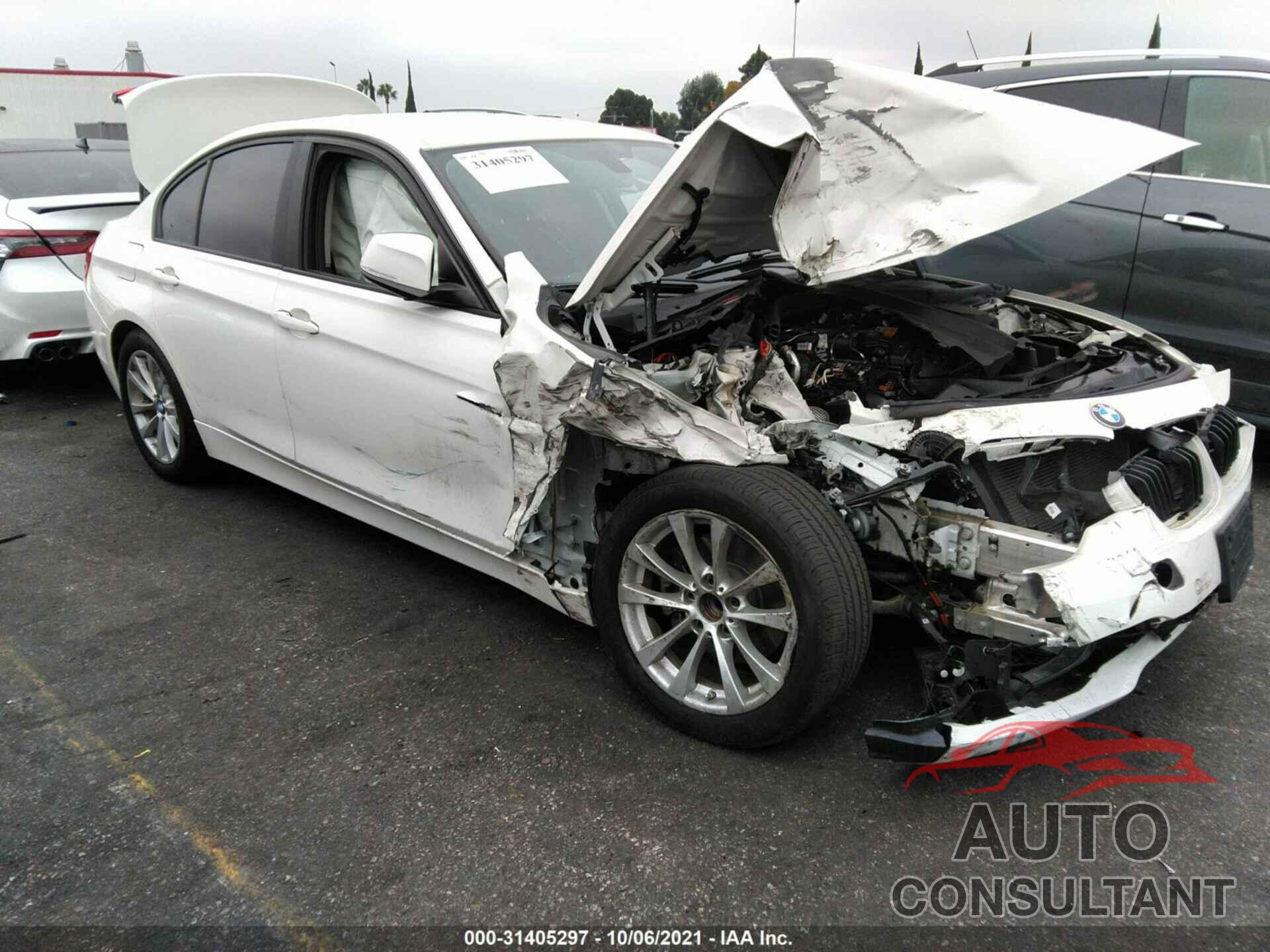 BMW 3 SERIES 2017 - WBA8A9C37HK864146