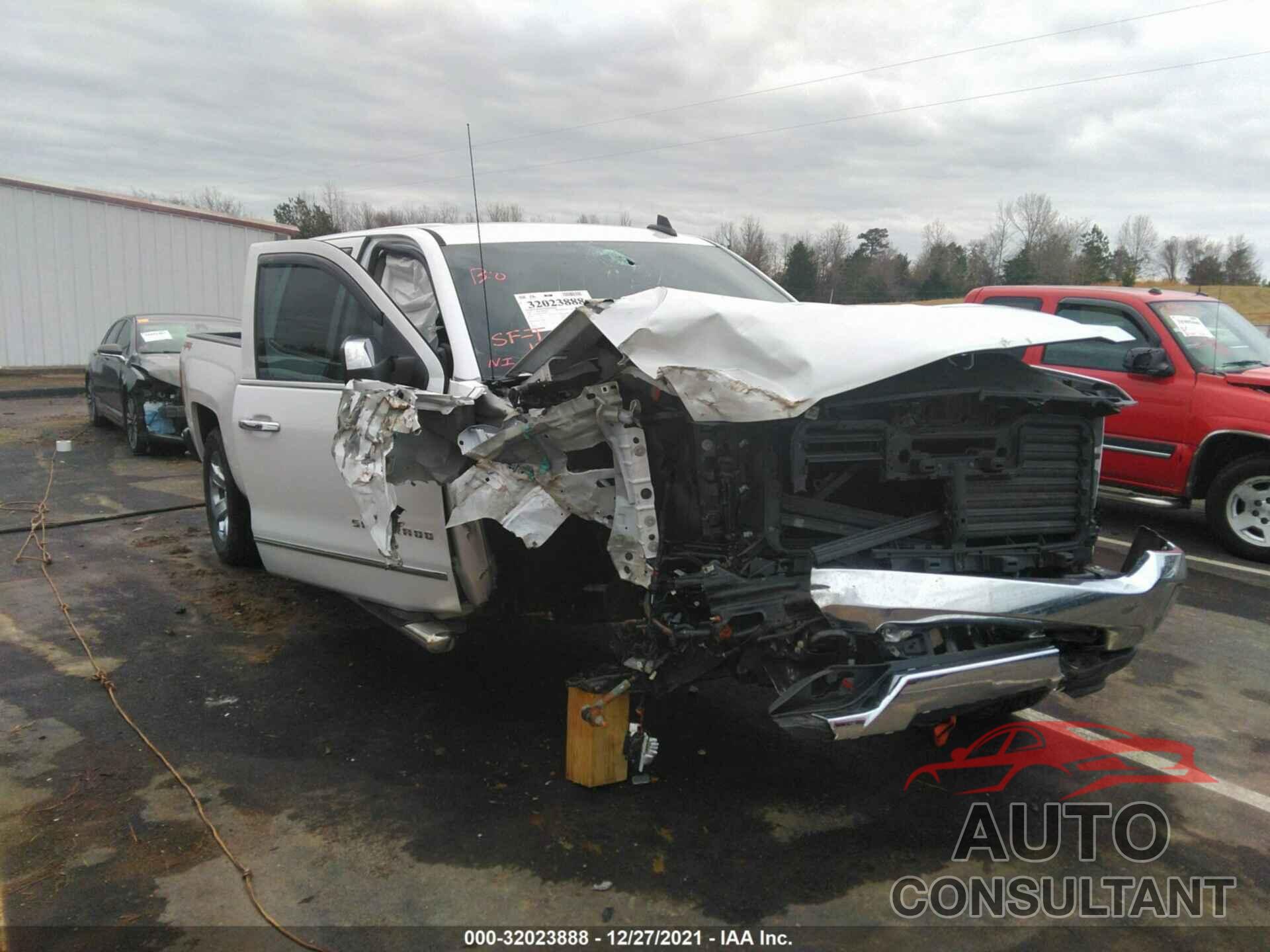 CHEVROLET SILVERADO 1500 2018 - 3GCUKSEC4JG430525