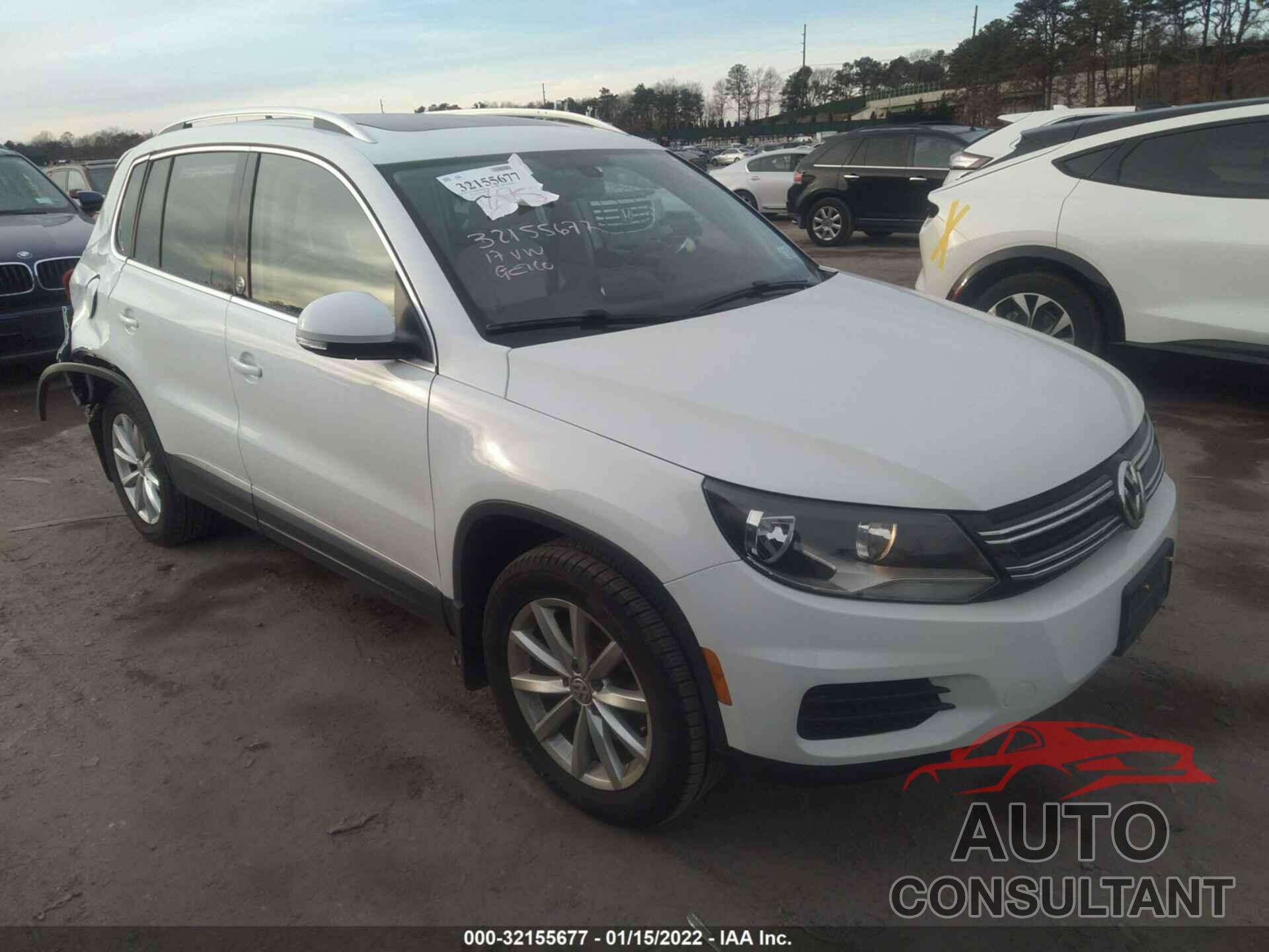 VOLKSWAGEN TIGUAN 2017 - WVGSV7AX2HW503340