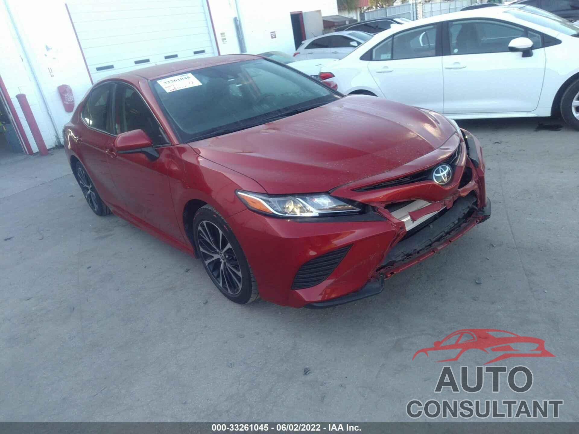 TOYOTA CAMRY 2020 - 4T1G11AK2LU358307
