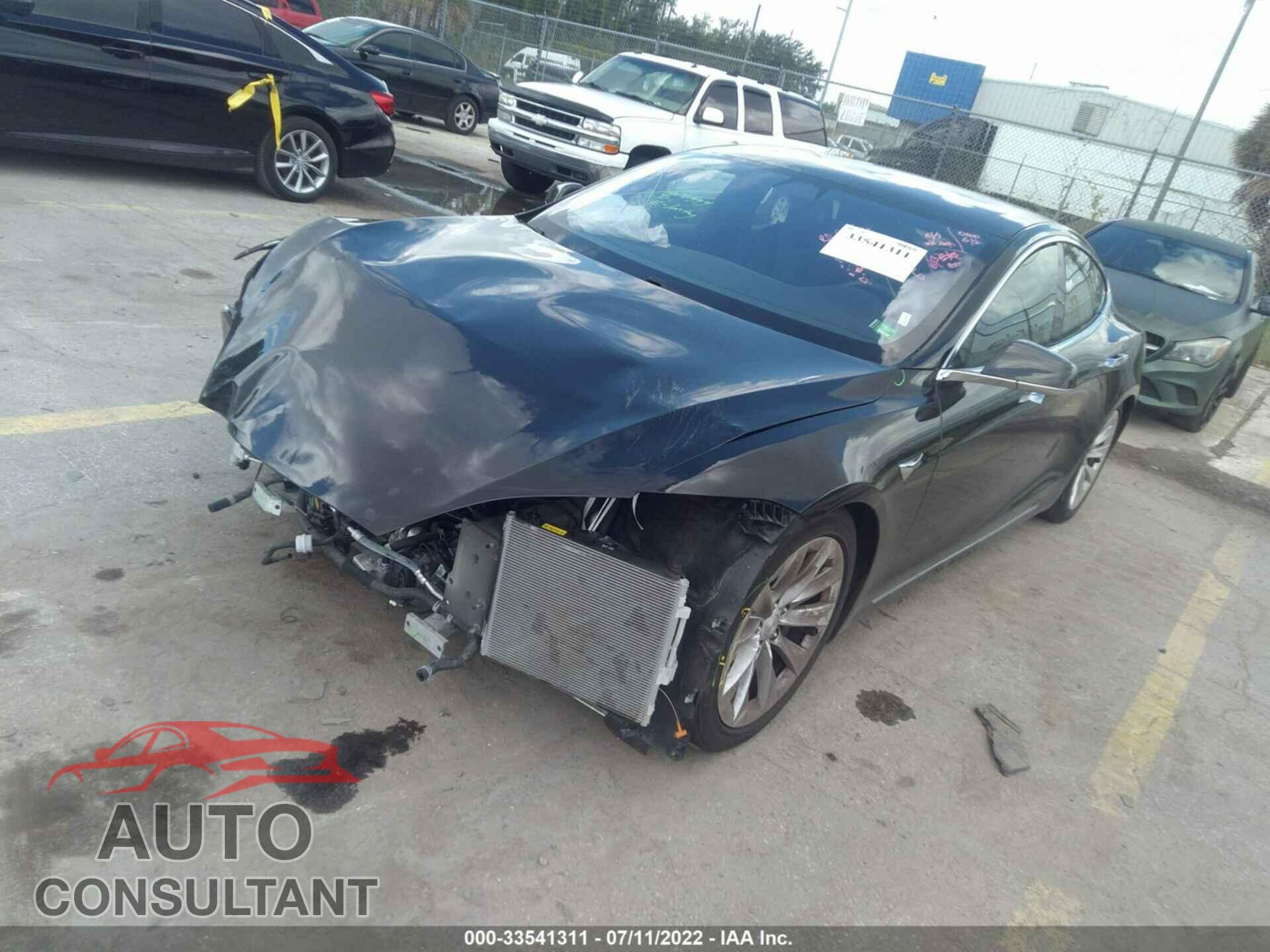 TESLA MODEL S 2018 - 5YJSA1E20JF287994