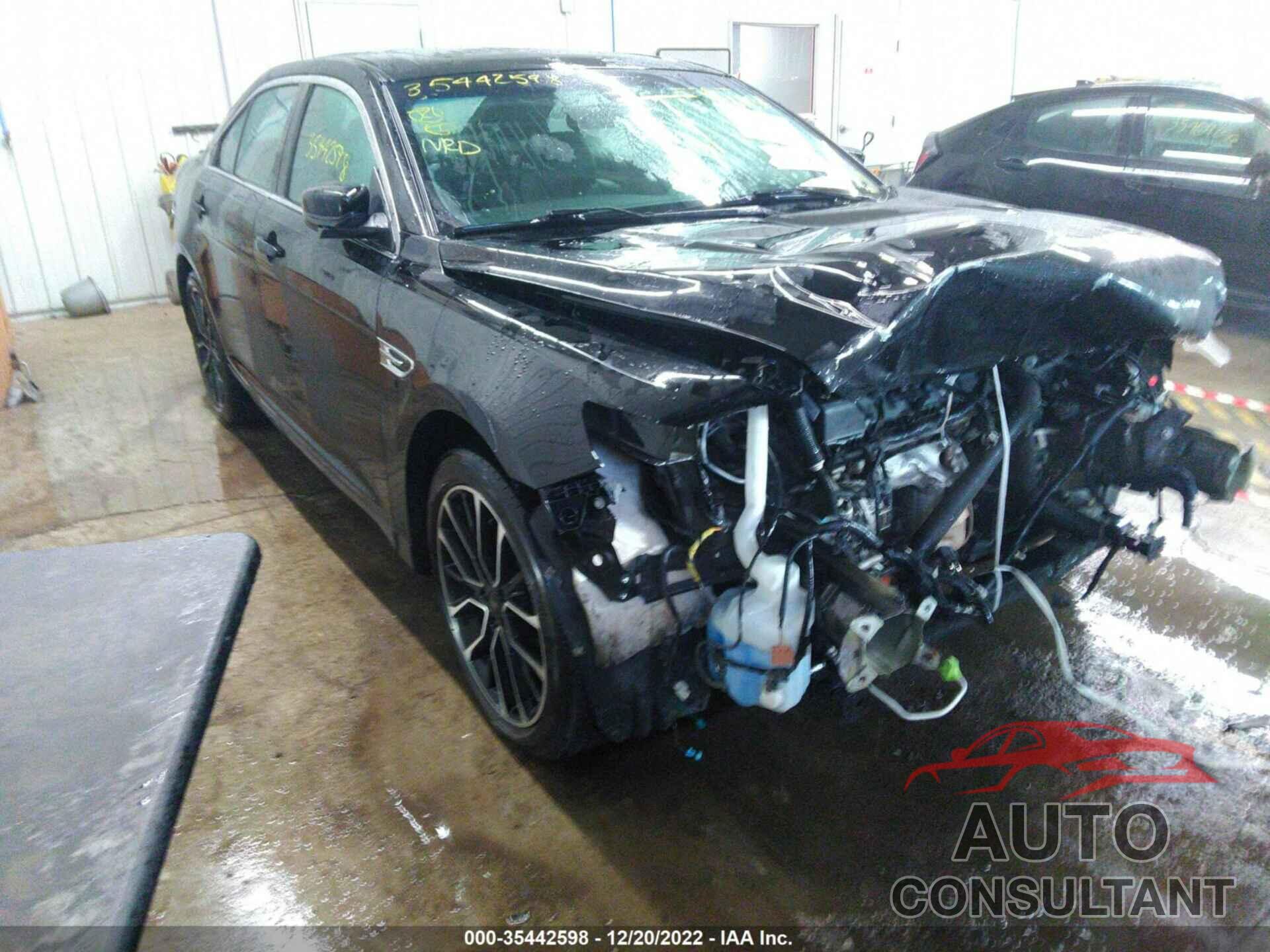 FORD TAURUS 2018 - 1FAHP2H86JG126768