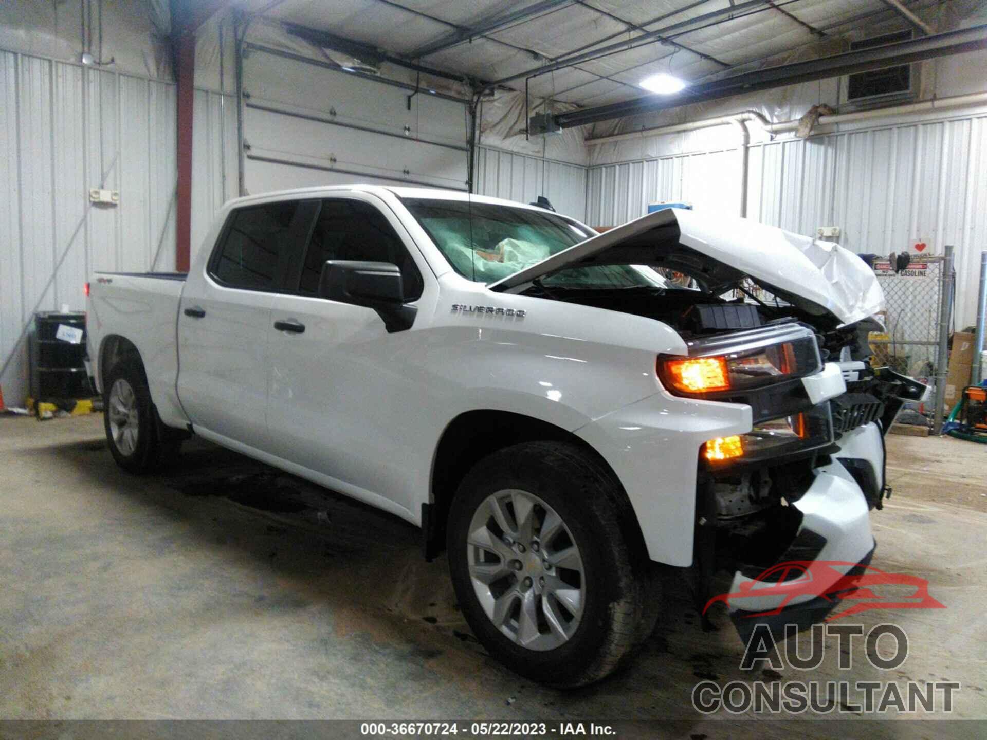 CHEVROLET SILVERADO 1500 2020 - 1GCPYBEH0LZ356384