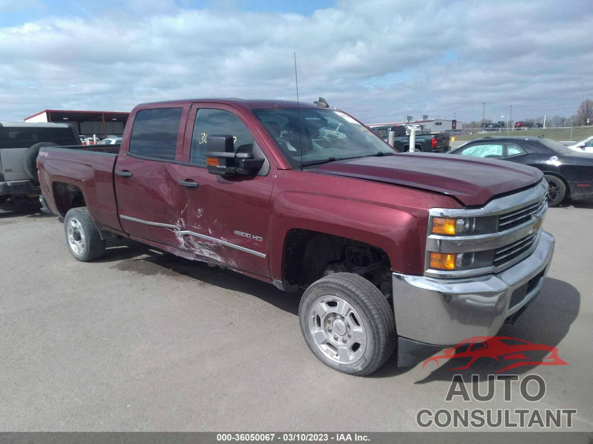 CHEVROLET SILVERADO 2500HD 2015 - 1GC1KUEG1FF652742