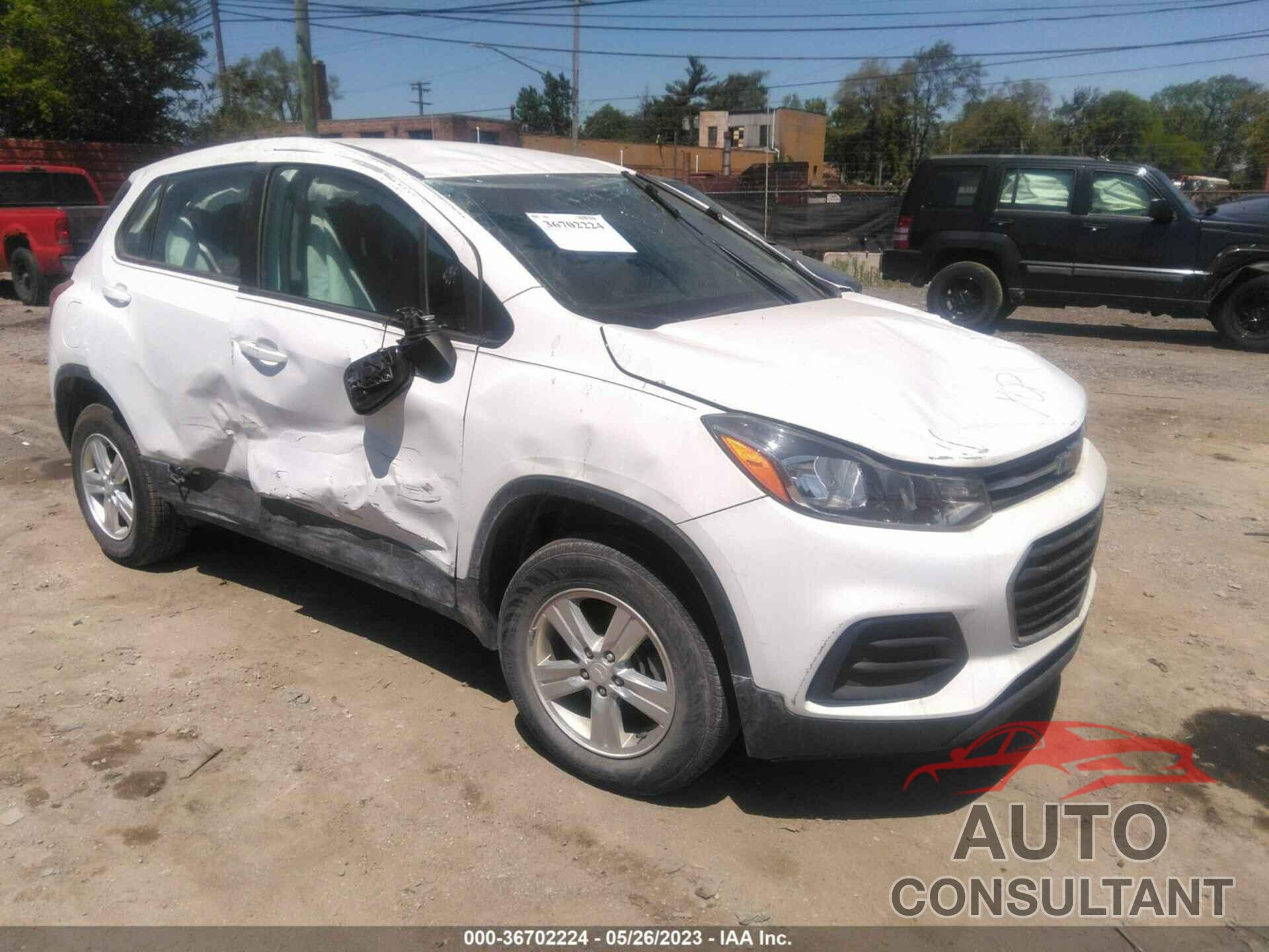 CHEVROLET TRAX 2018 - 3GNCJNSB6JL339623