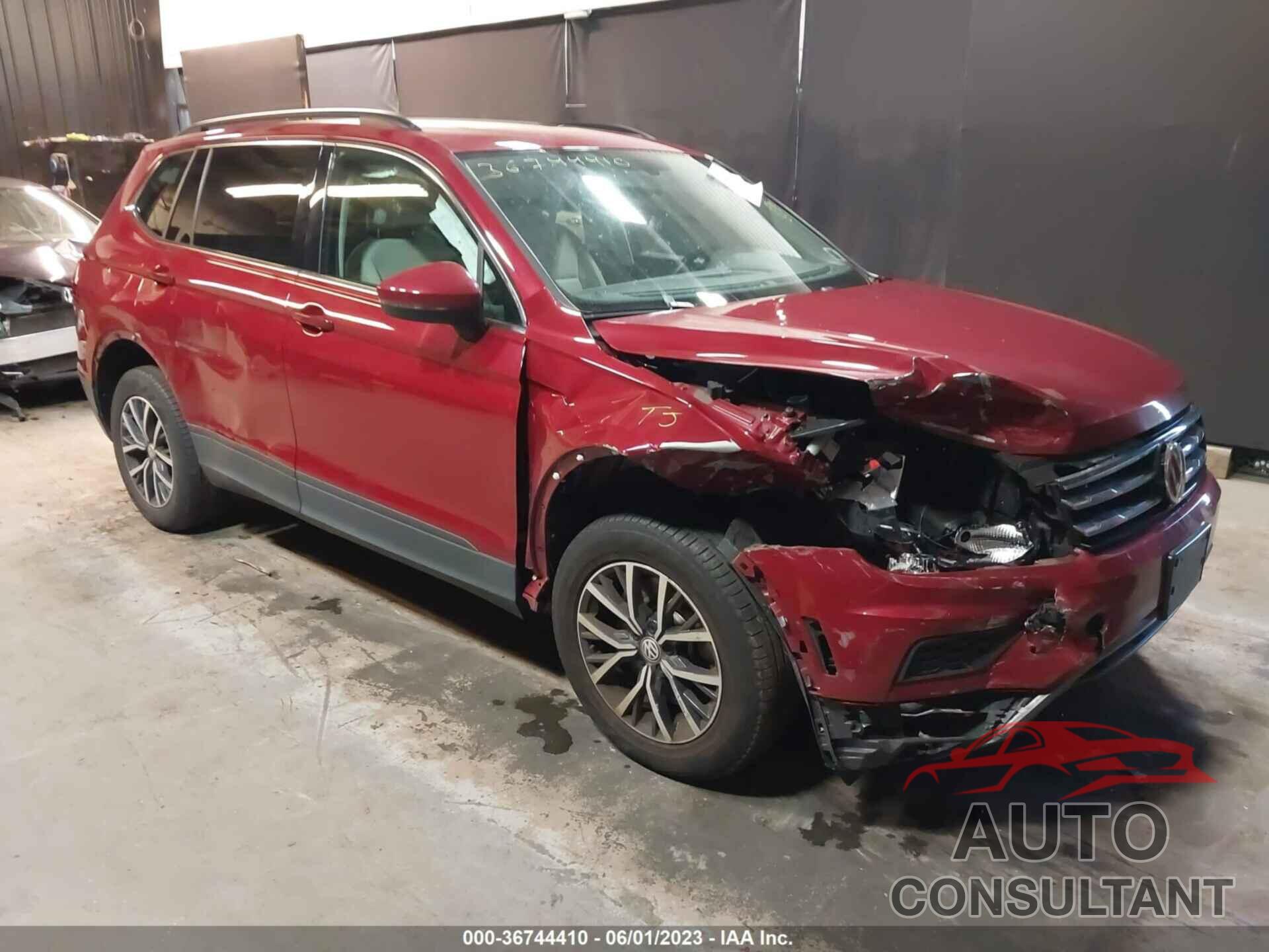 VOLKSWAGEN TIGUAN 2019 - 3VV2B7AX0KM172117