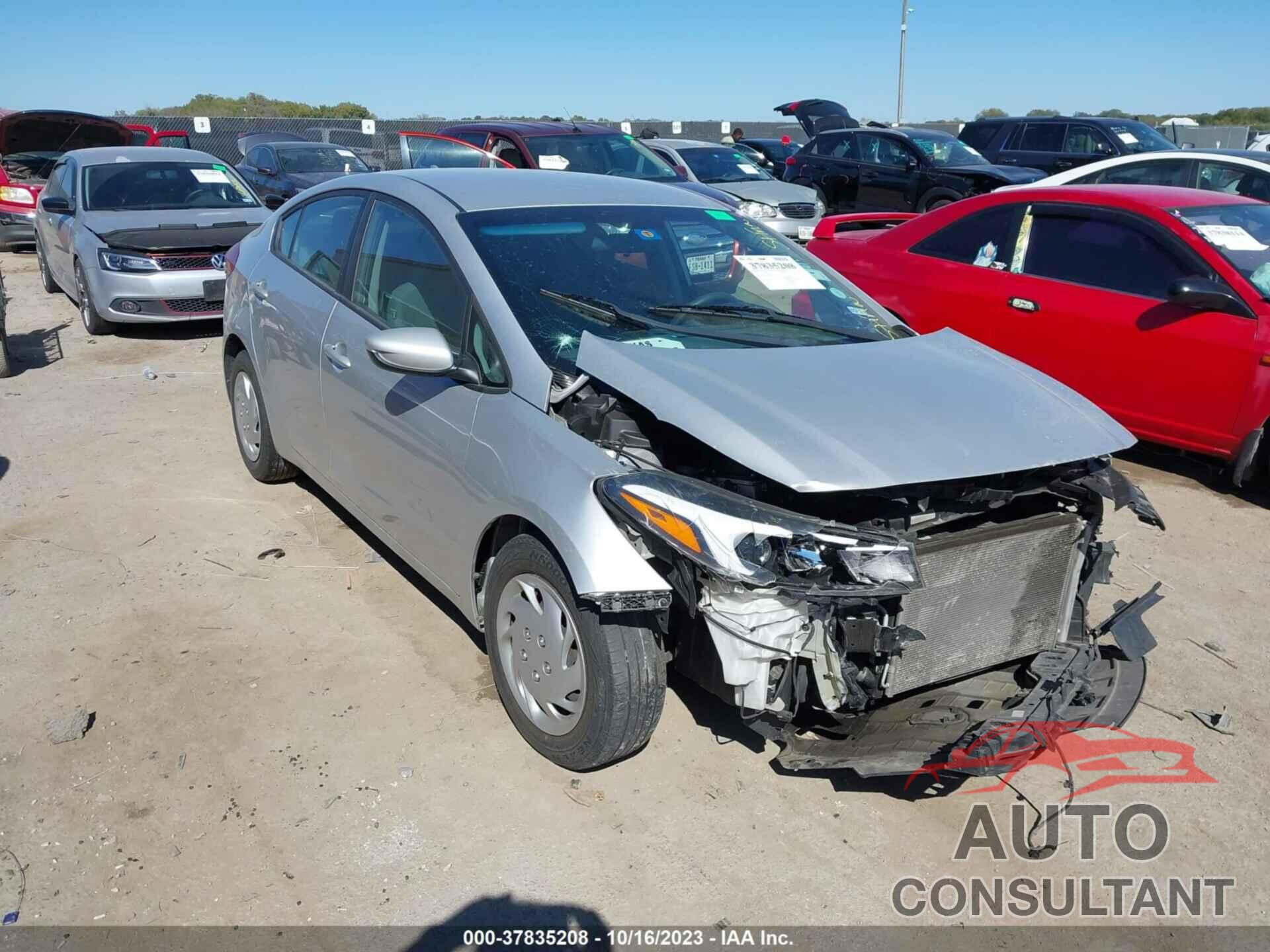 KIA FORTE 2017 - 3KPFL4A77HE070828