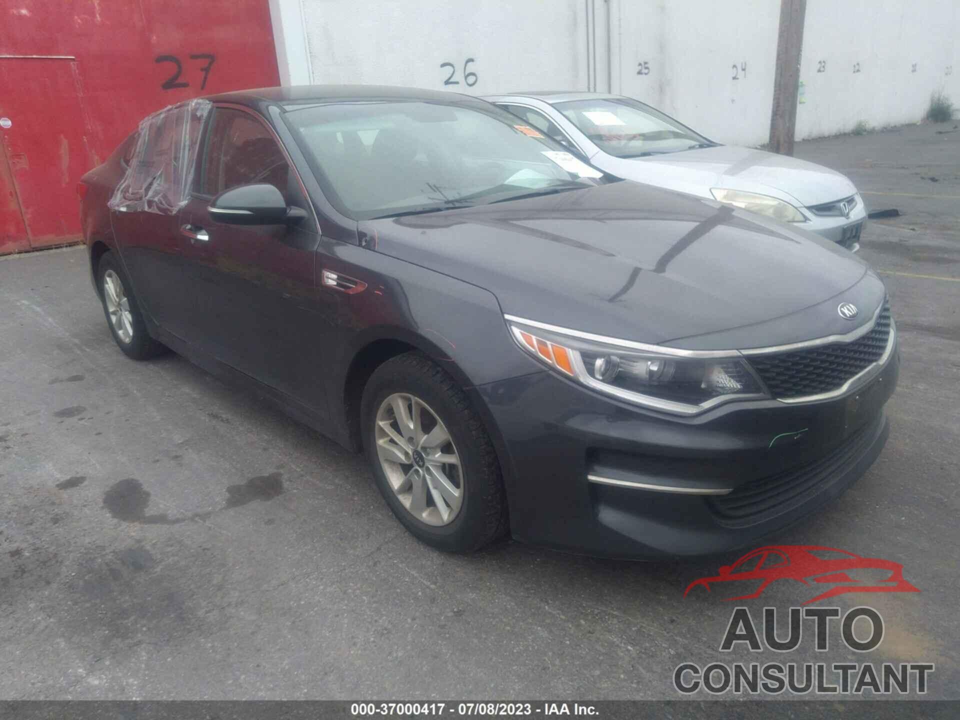 KIA OPTIMA 2017 - 5XXGT4L38HG143968