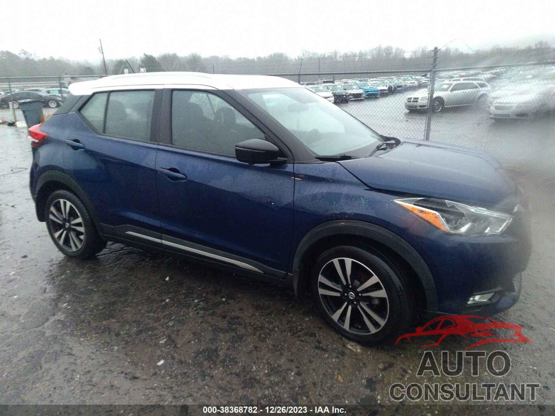 NISSAN KICKS 2018 - 3N1CP5CU3JL523296