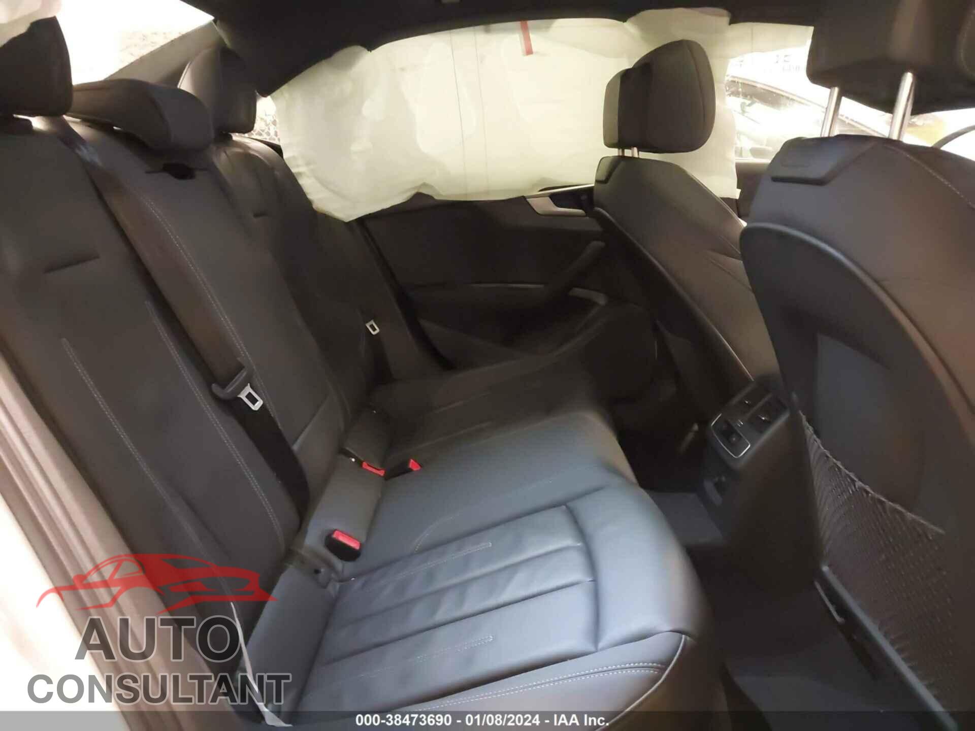 AUDI A4 2021 - WAUDAAF48MA035476