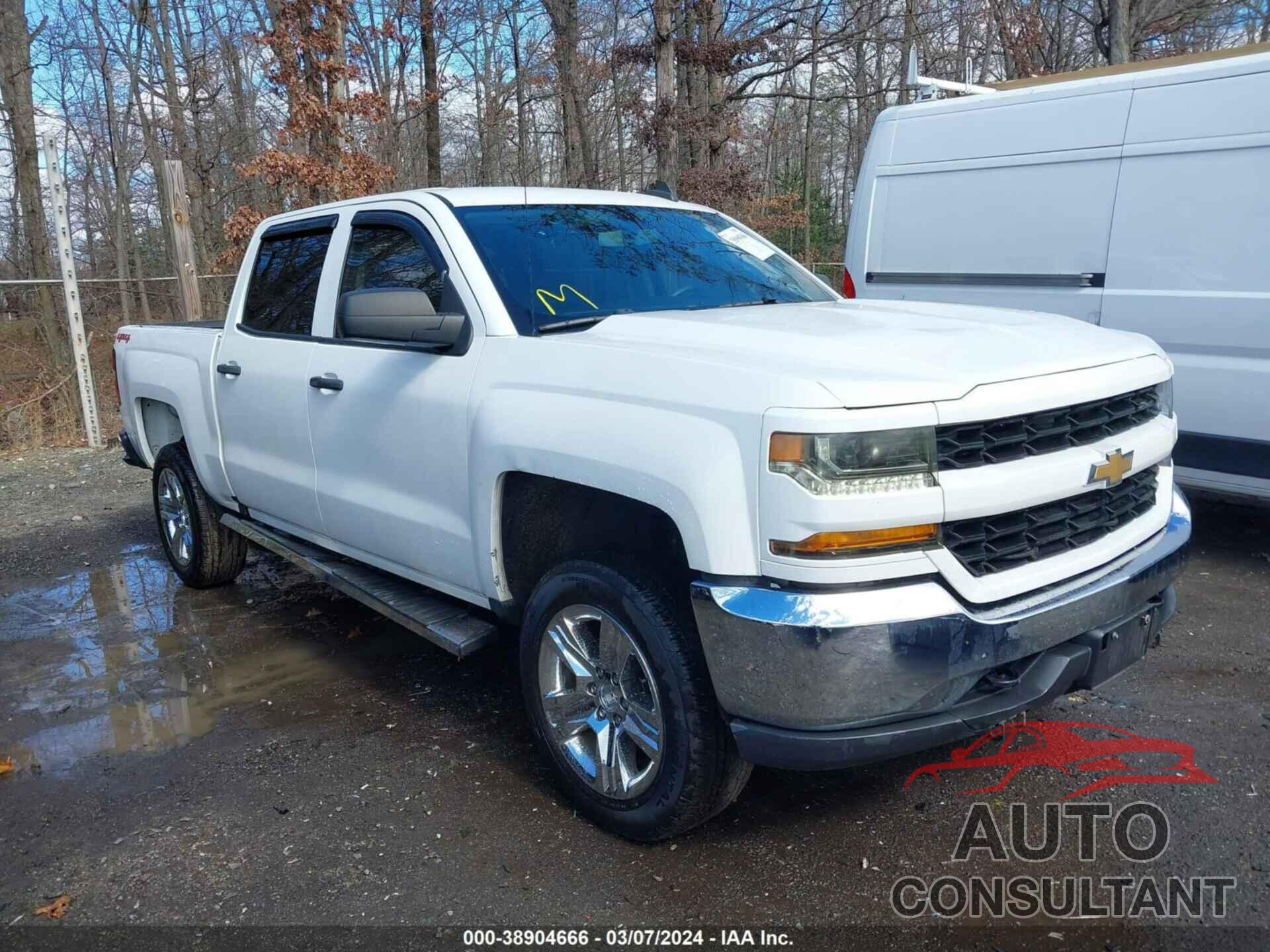 CHEVROLET SILVERADO 1500 2018 - 3GCUKPEC2JG593994