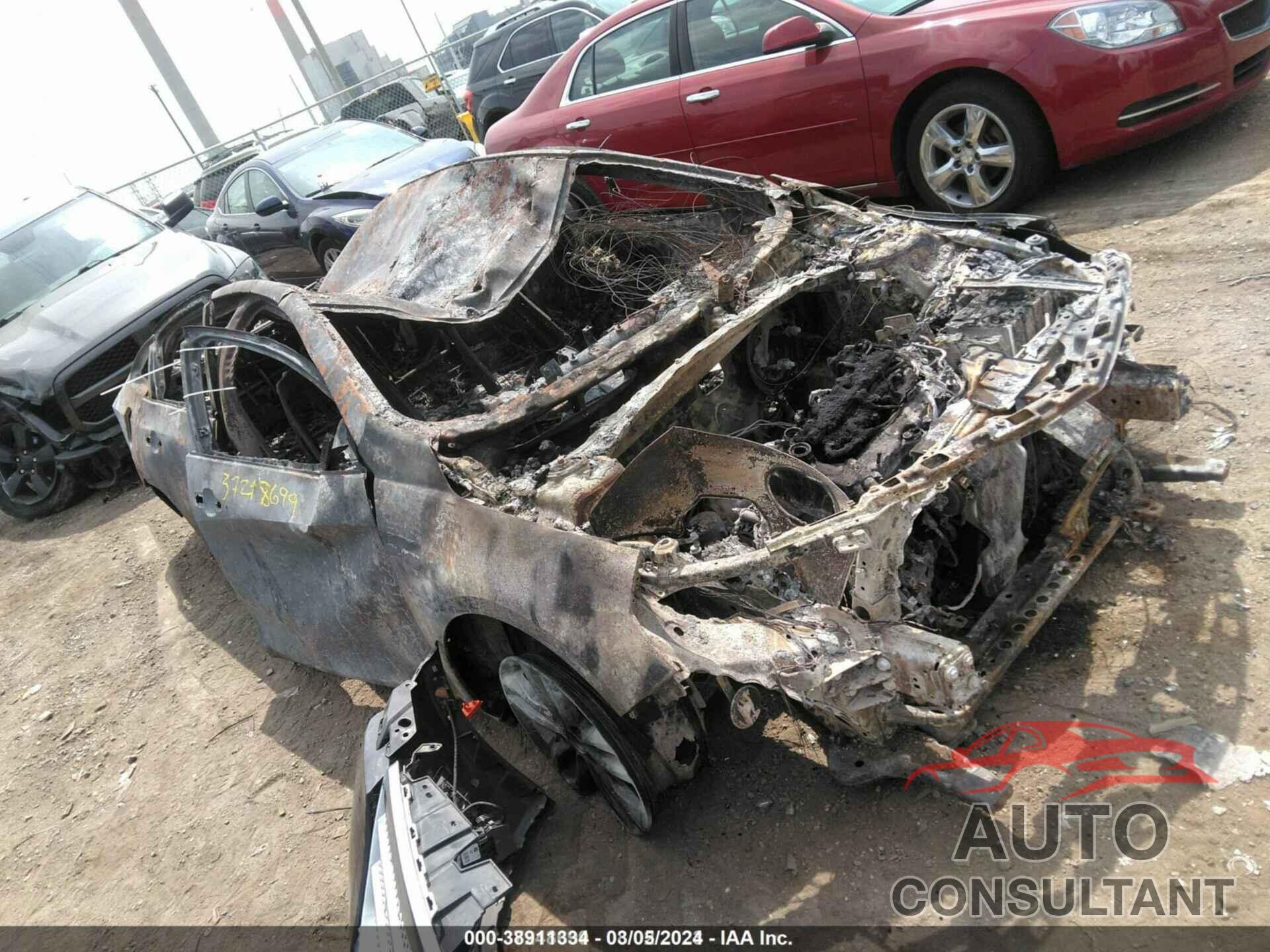 CHEVROLET MALIBU 2017 - 1G1ZE5ST3HF158833