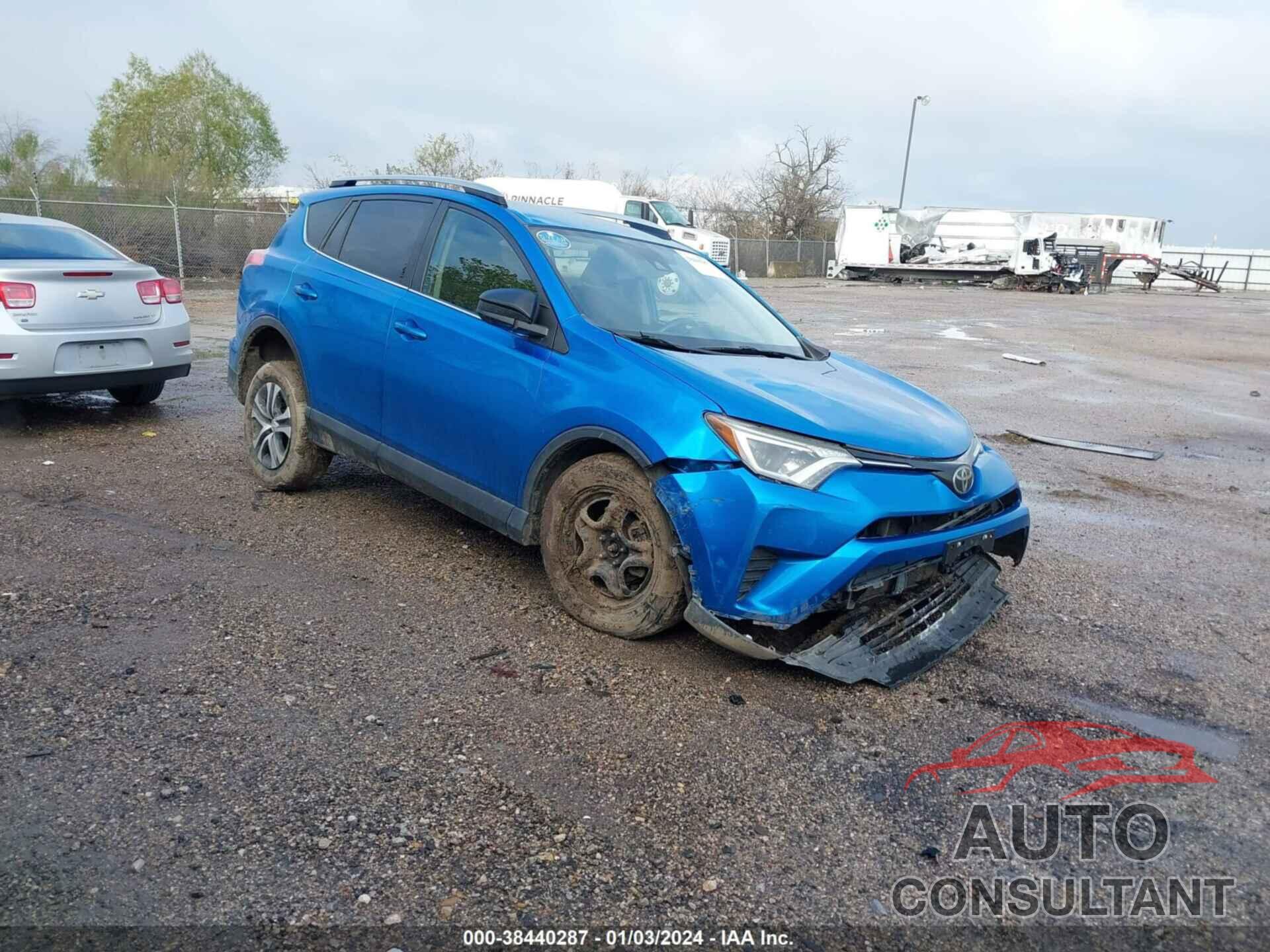 TOYOTA RAV4 2017 - JTMZFREV1HJ123830