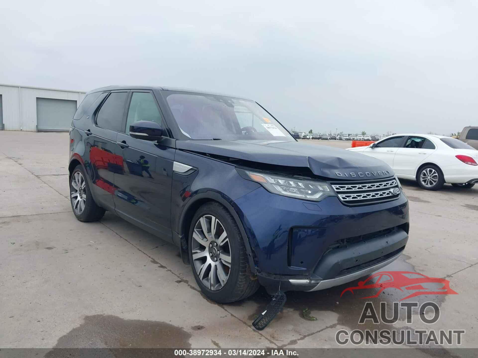 LAND ROVER DISCOVERY 2017 - SALRRBBV8HA000182