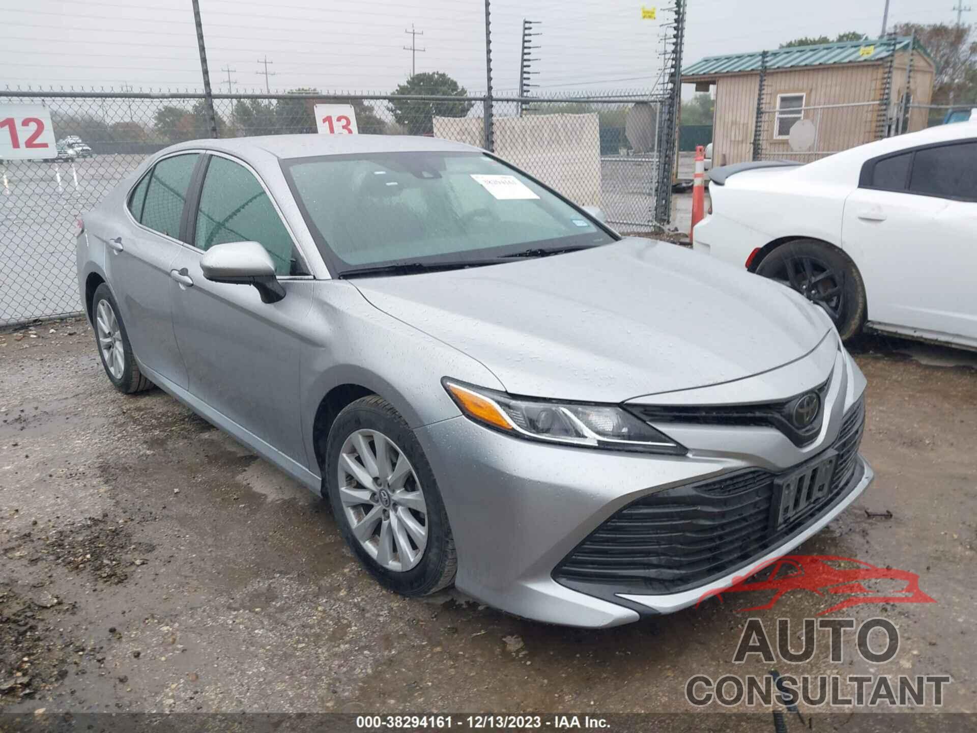 TOYOTA CAMRY 2020 - 4T1C11AK6LU944765