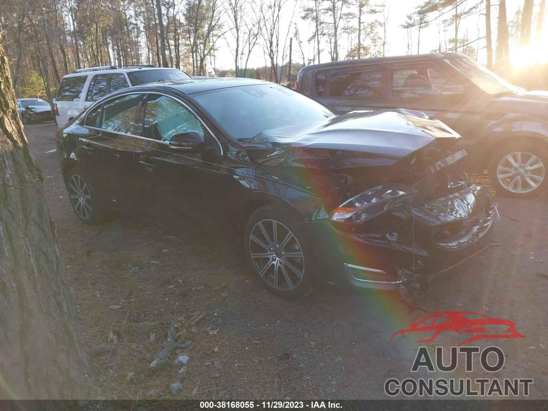 VOLVO S60 2017 - LYV402HKXHB140462