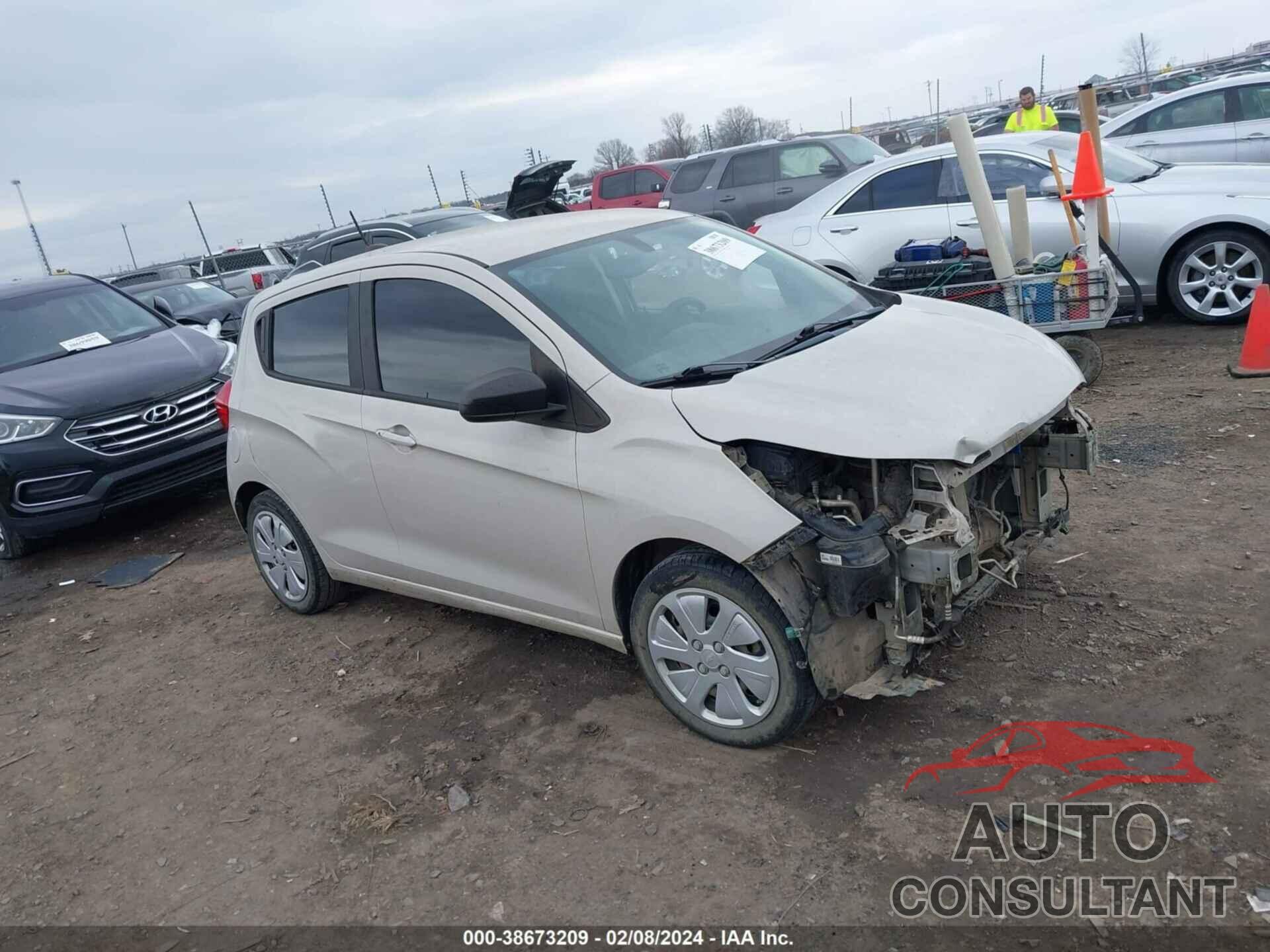 CHEVROLET SPARK 2018 - KL8CB6SA4JC427335