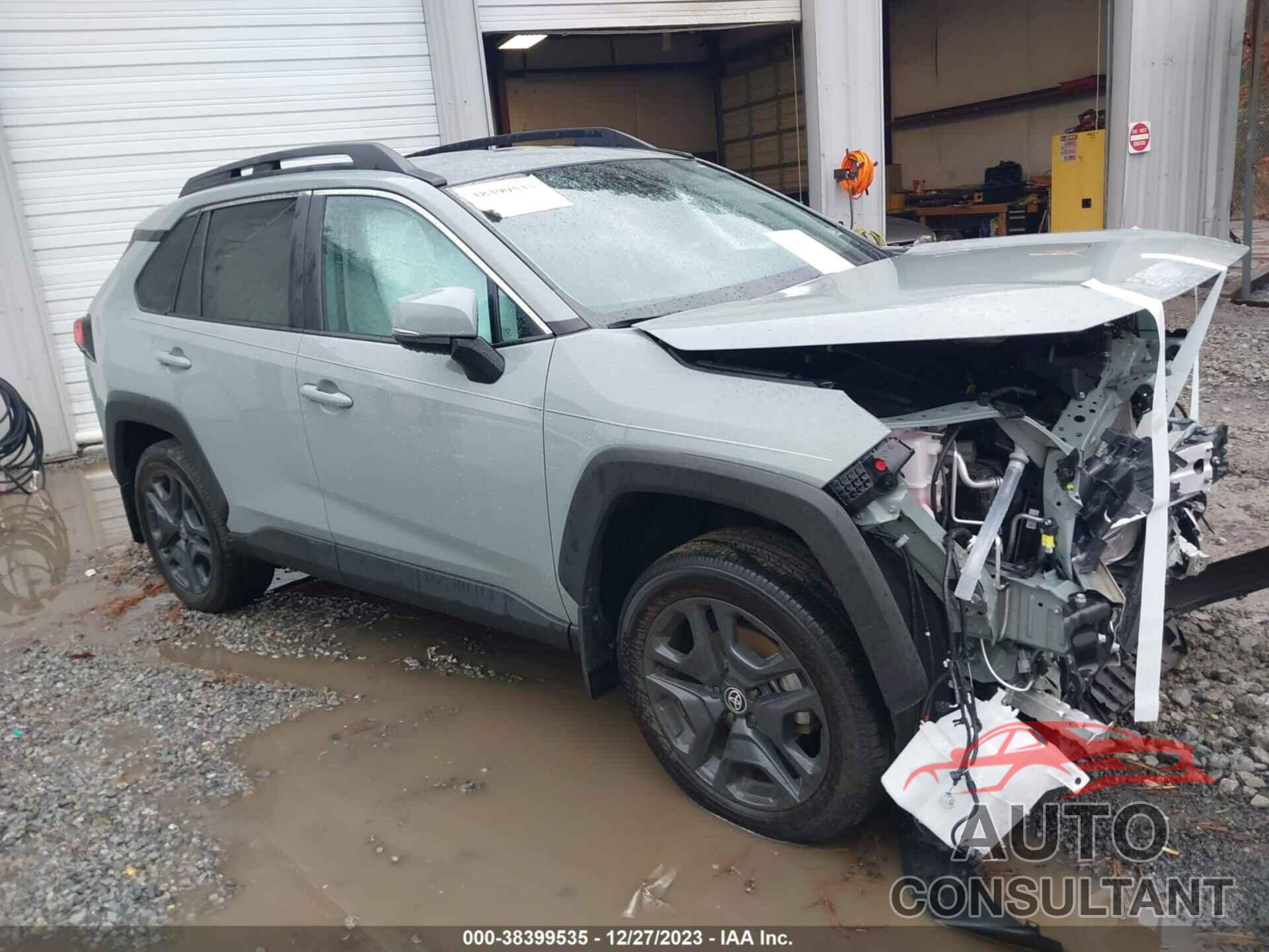 TOYOTA RAV4 2022 - 2T3J1RFV3NW259707