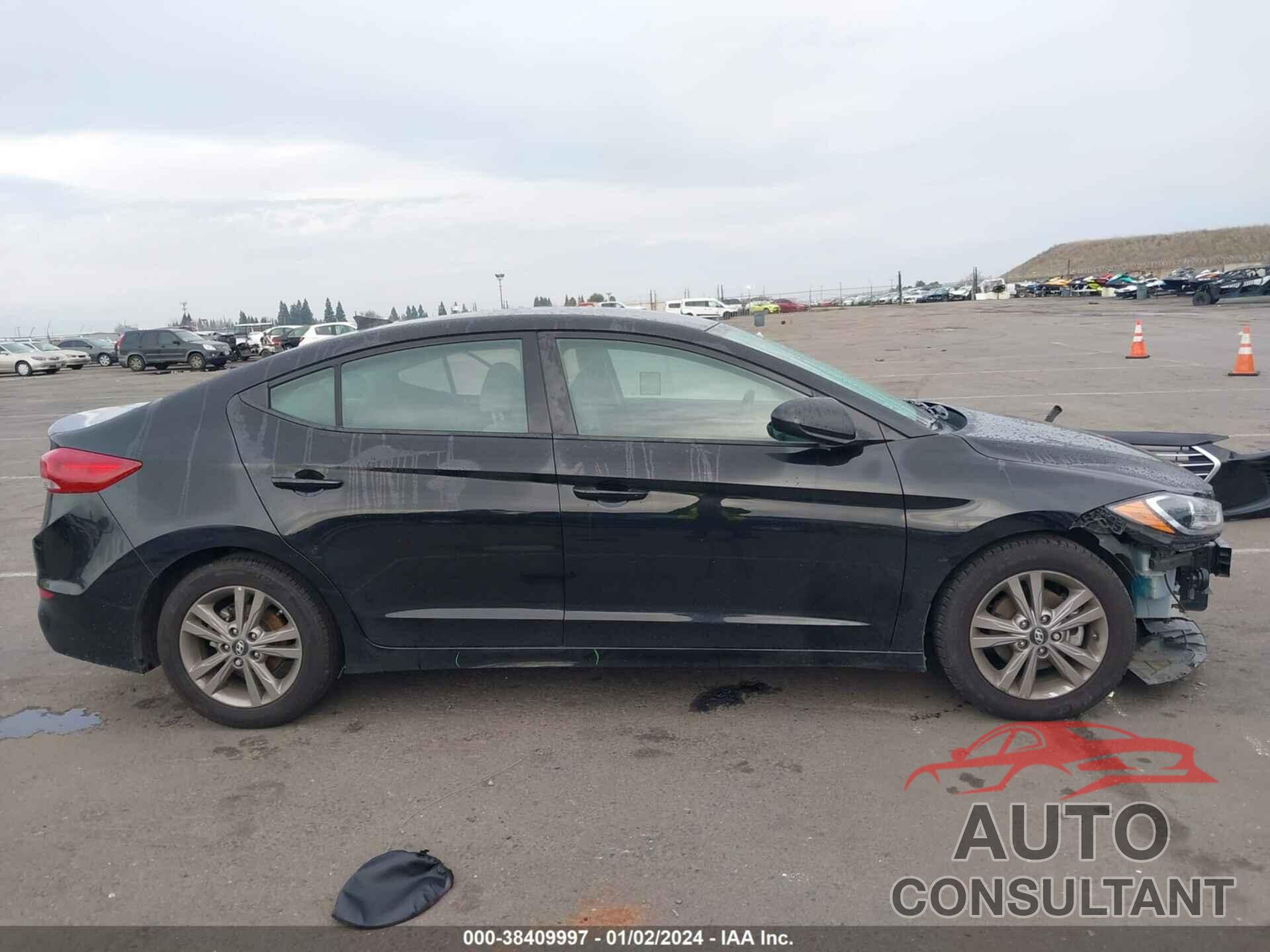 HYUNDAI ELANTRA 2018 - 5NPD84LF8JH322181