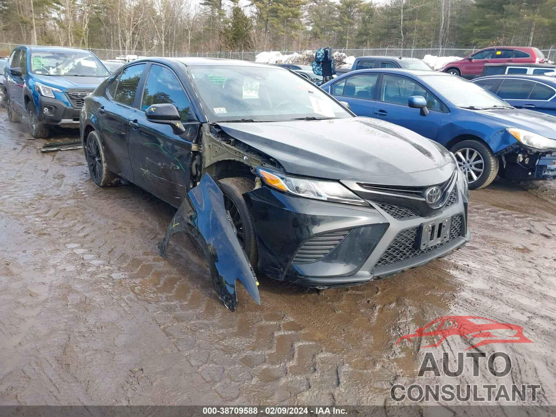 TOYOTA CAMRY 2020 - 4T1G11AK1LU304089