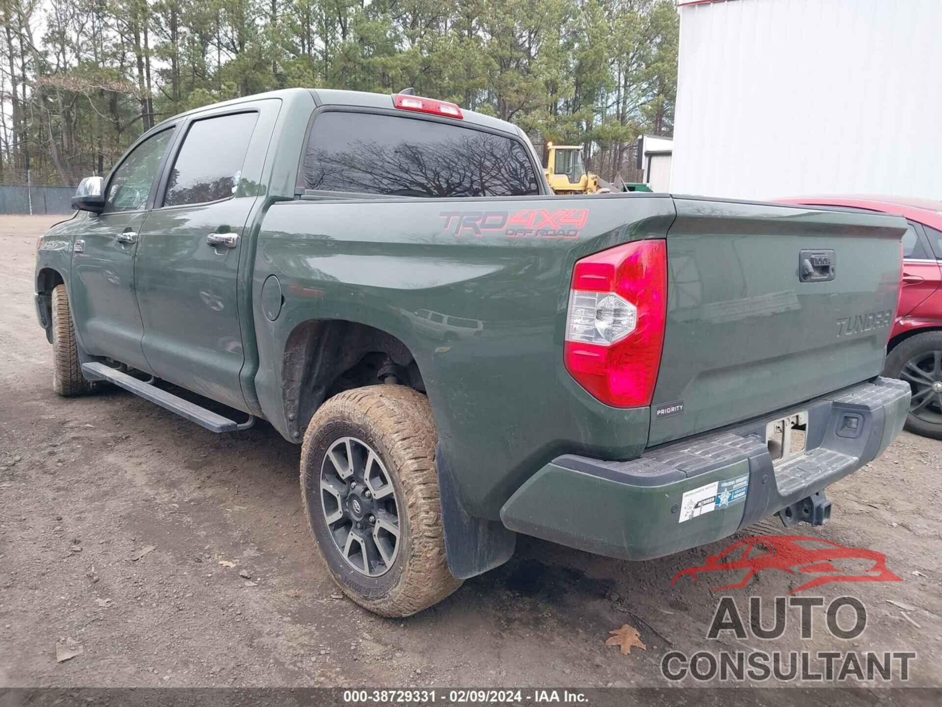 TOYOTA TUNDRA 2021 - 5TFAY5F10MX042773