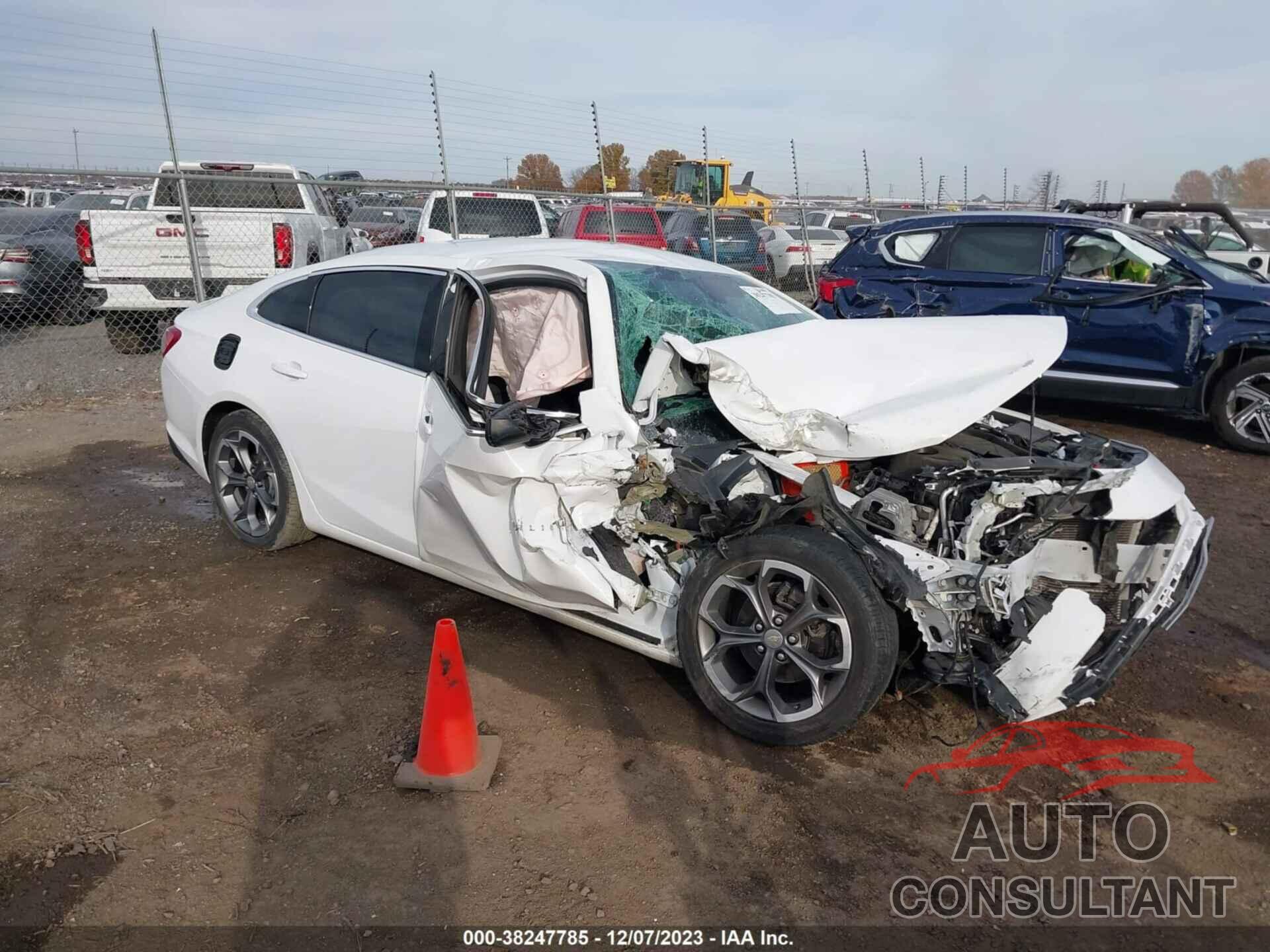 CHEVROLET MALIBU 2020 - 1G1ZD5ST2LF106590
