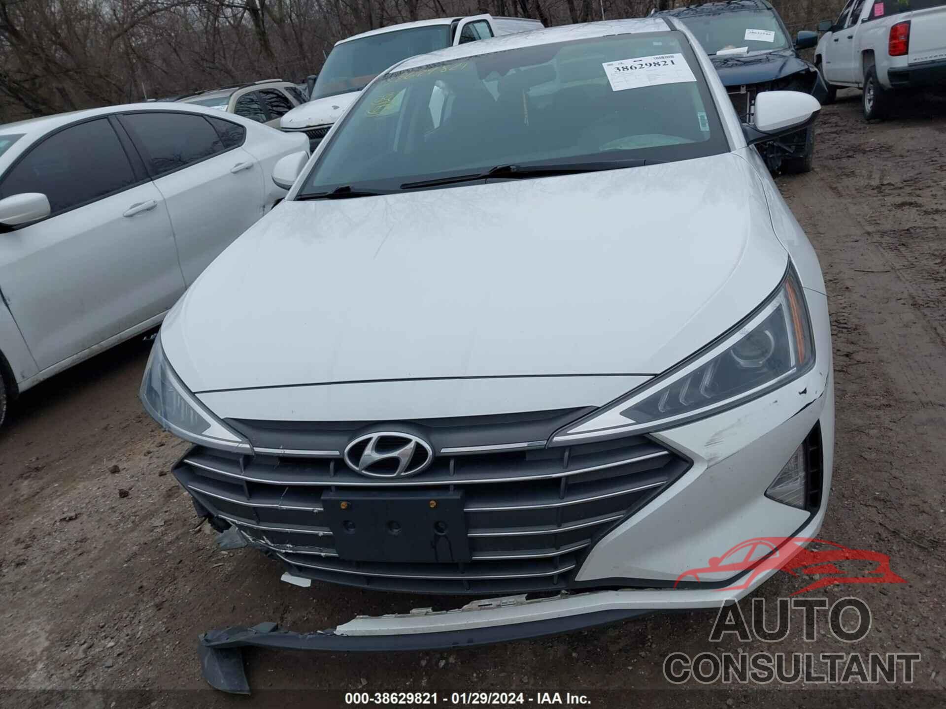 HYUNDAI ELANTRA 2020 - 5NPD84LFXLH567325