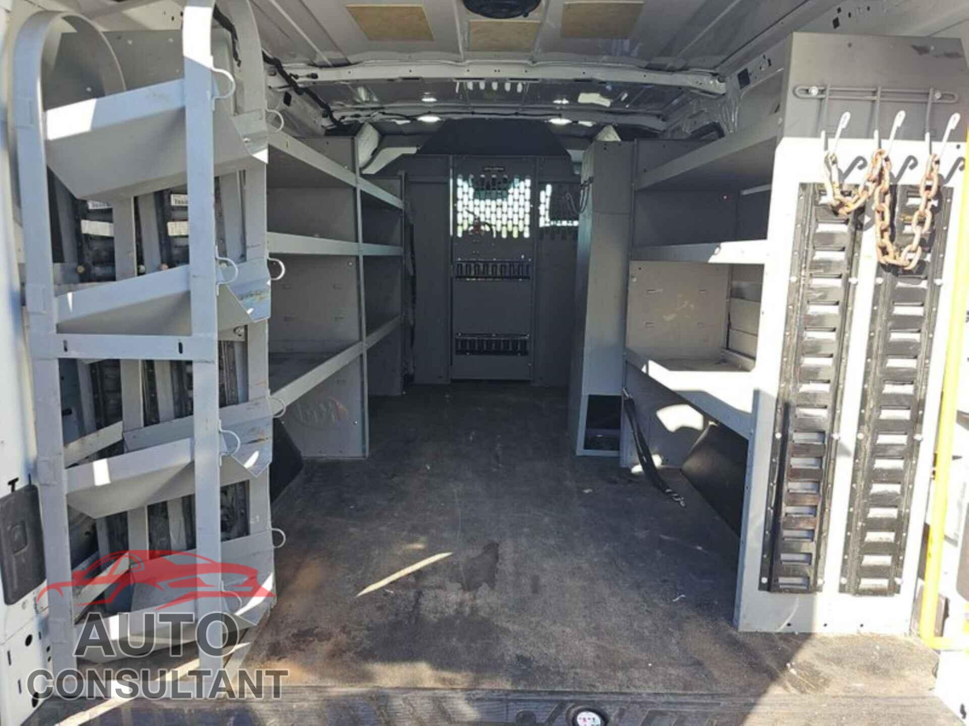 FORD TRANSIT 2018 - 1FTYE1YG1JKA94326