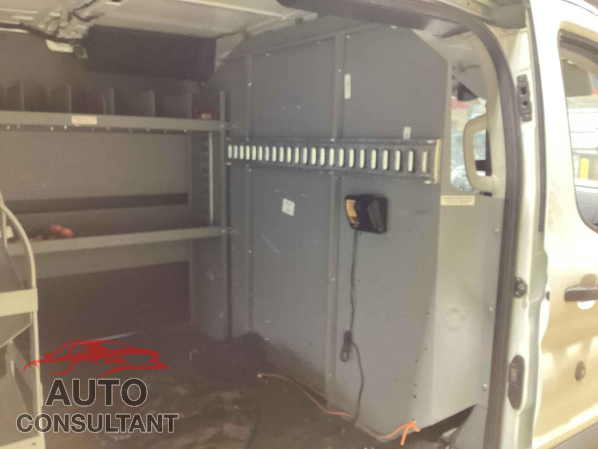 FORD TRANSIT 2017 - 1FTYR1YM9HKB33250
