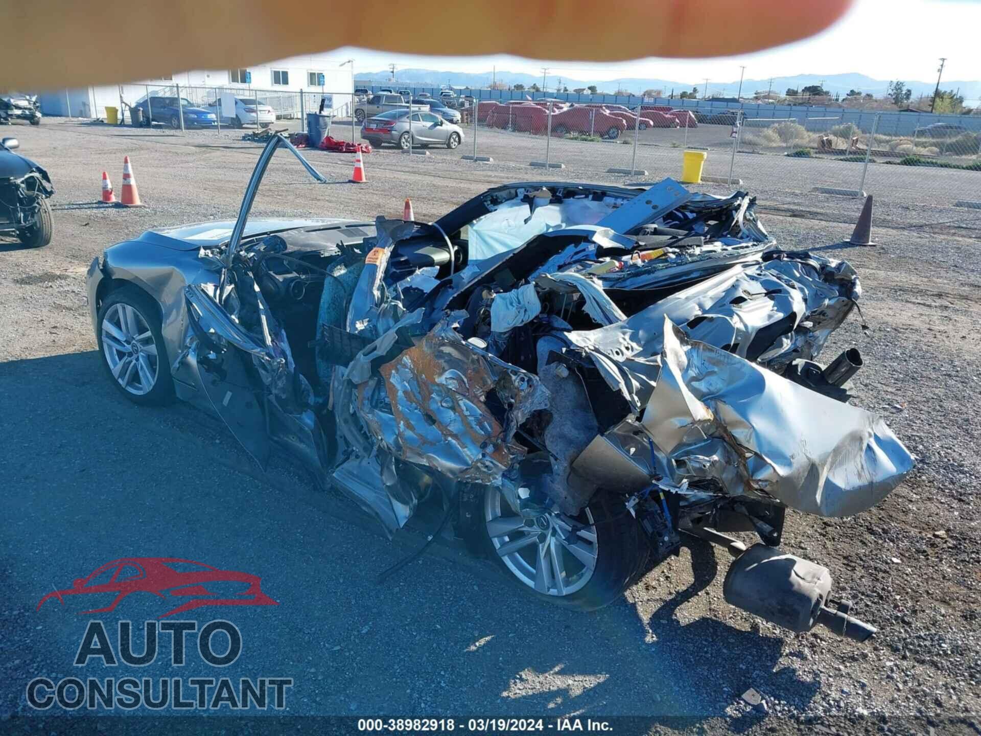 LEXUS IS 2021 - JTHCA1D29M5110077