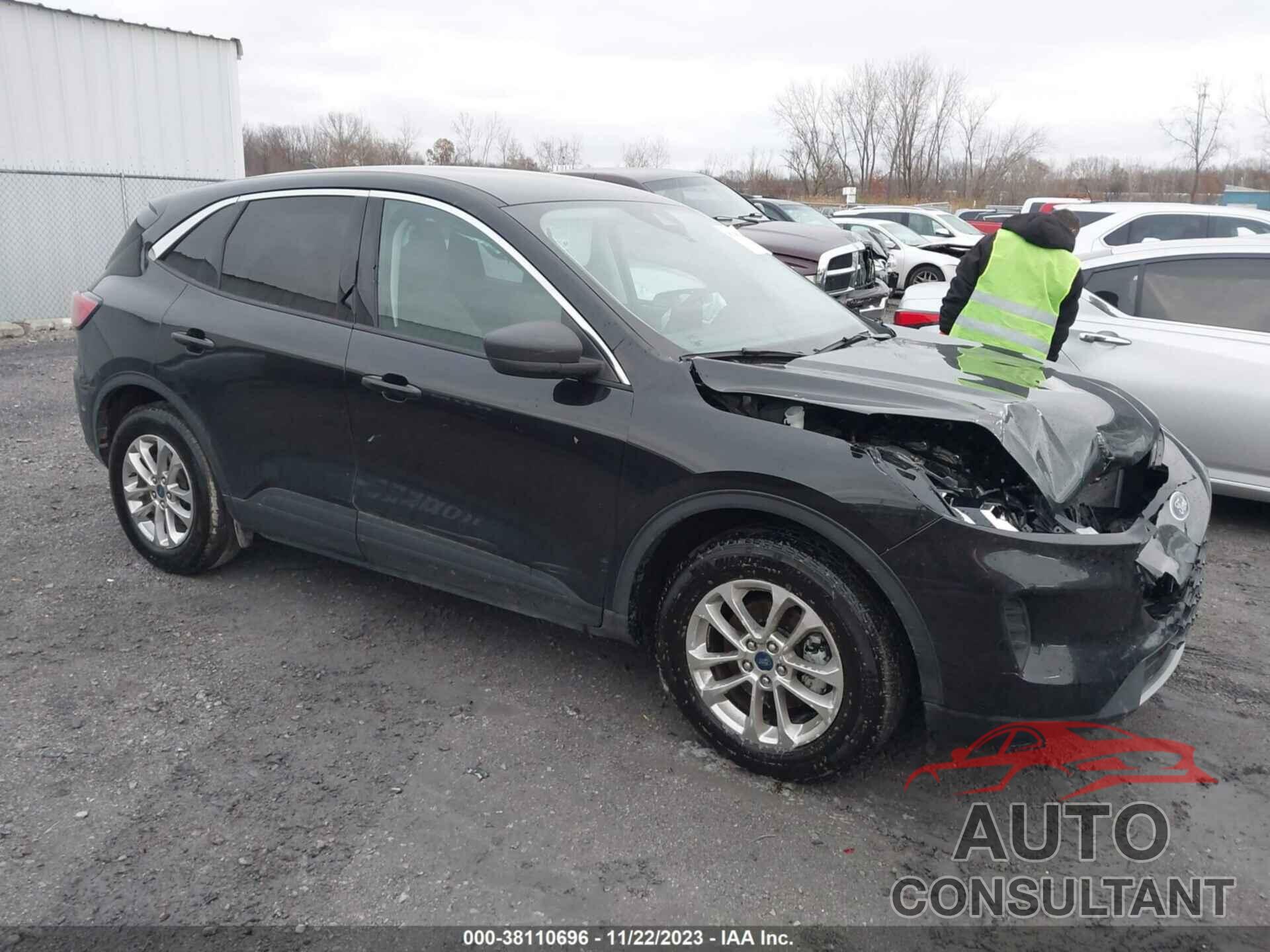 FORD ESCAPE 2022 - 1FMCU0G68NUB39333