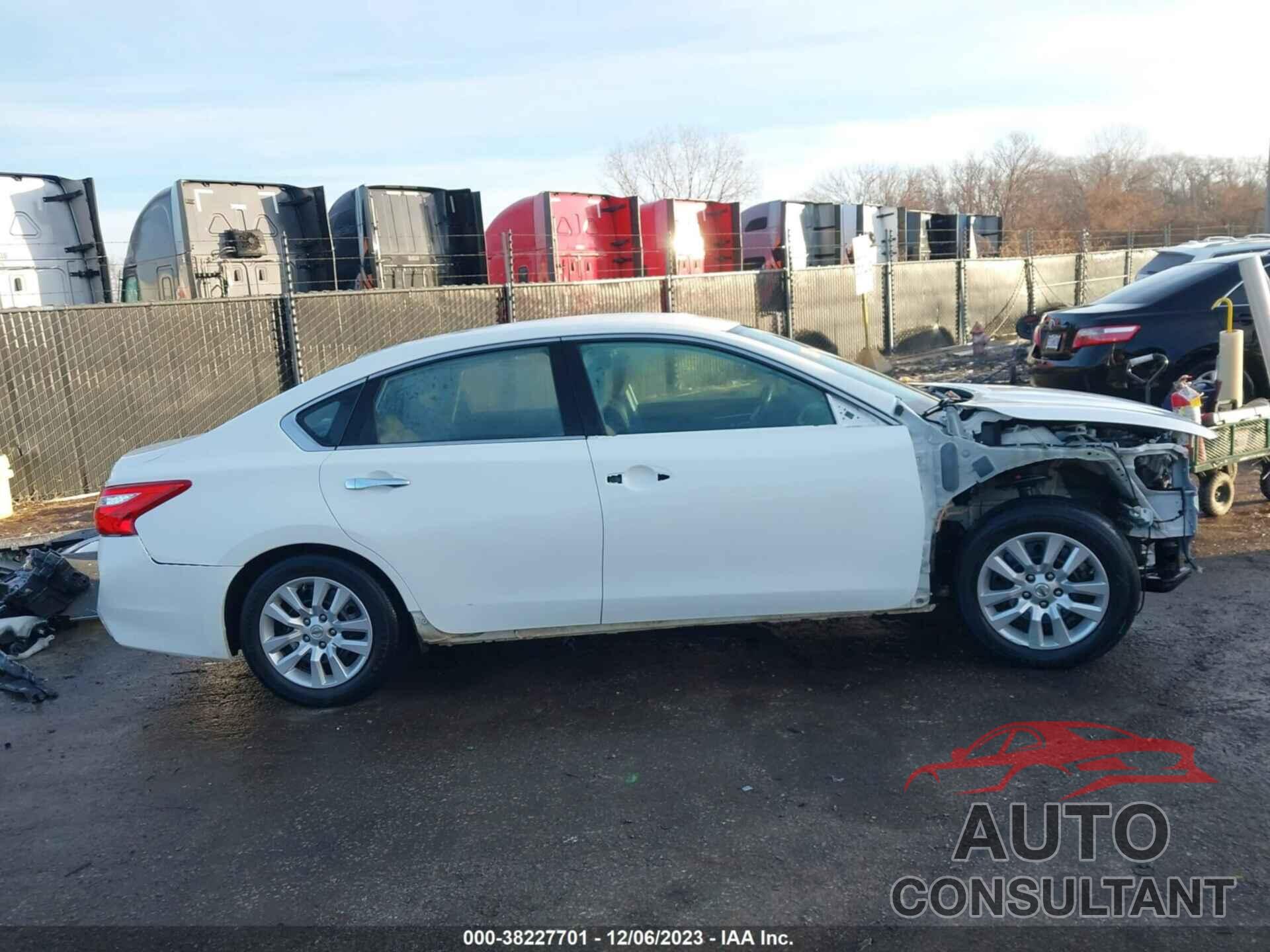 NISSAN ALTIMA 2017 - 1N4AL3AP3HN340353