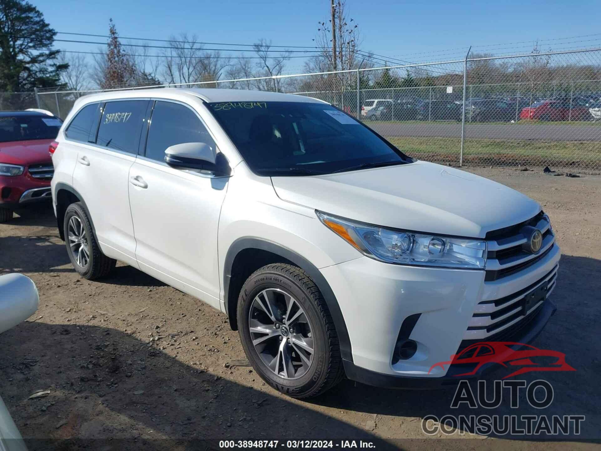 TOYOTA HIGHLANDER 2018 - 5TDBZRFH0JS904817