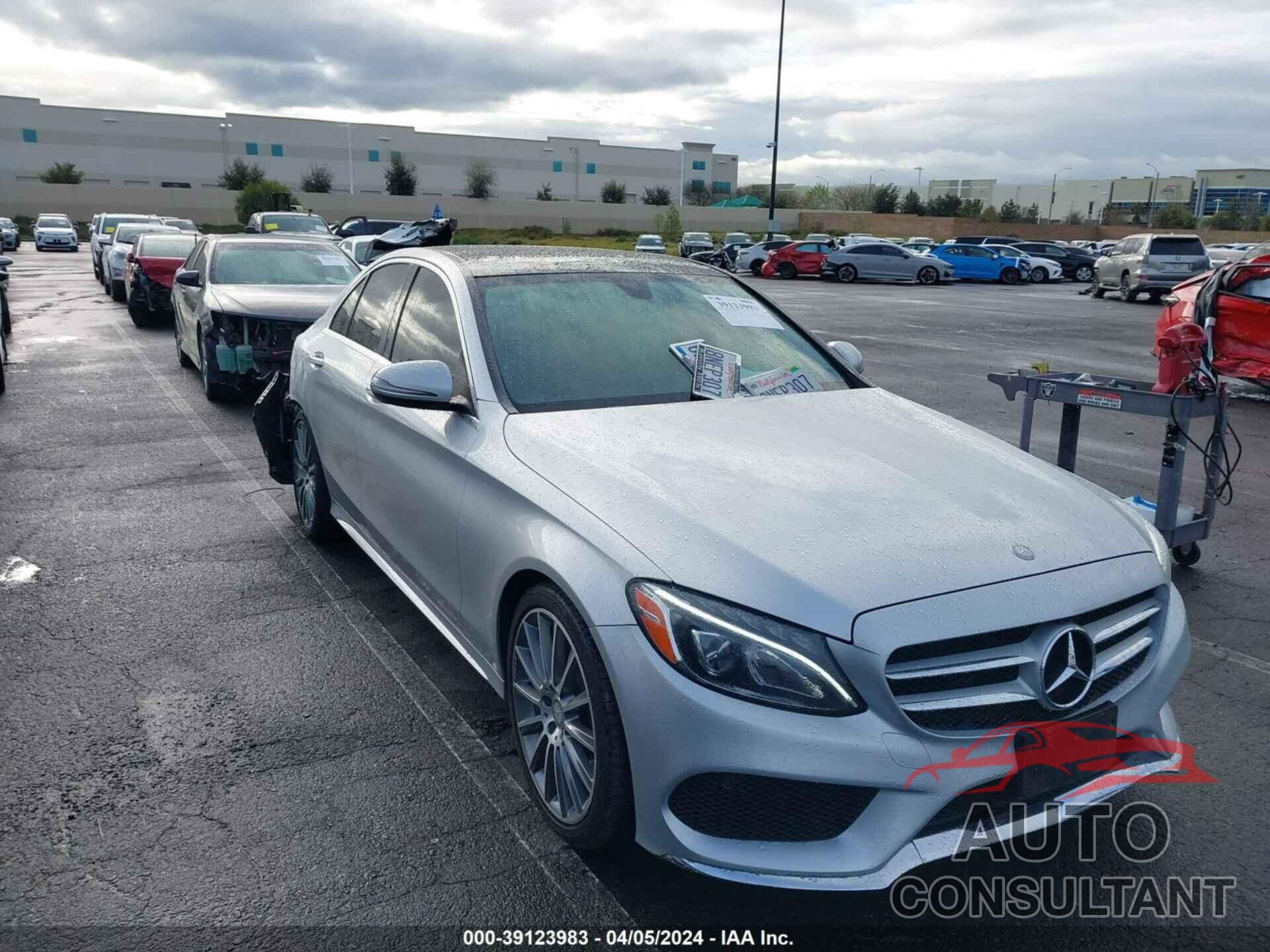 MERCEDES-BENZ C 300 2016 - 55SWF4JB4GU106705