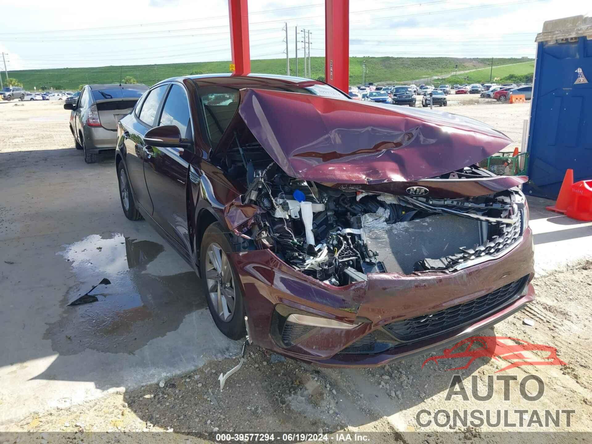 KIA OPTIMA 2020 - 5XXGT4L31LG427838