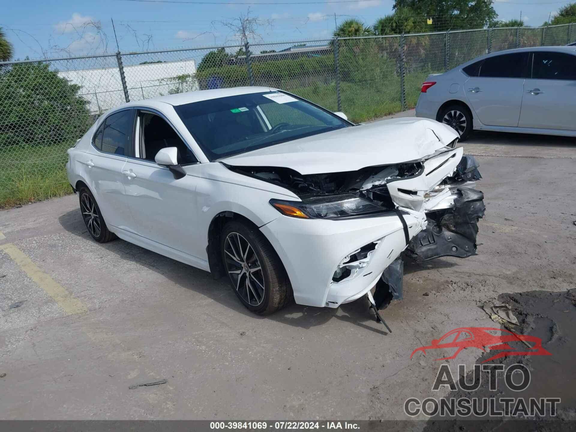 TOYOTA CAMRY 2023 - 4T1G11AK5PU796941