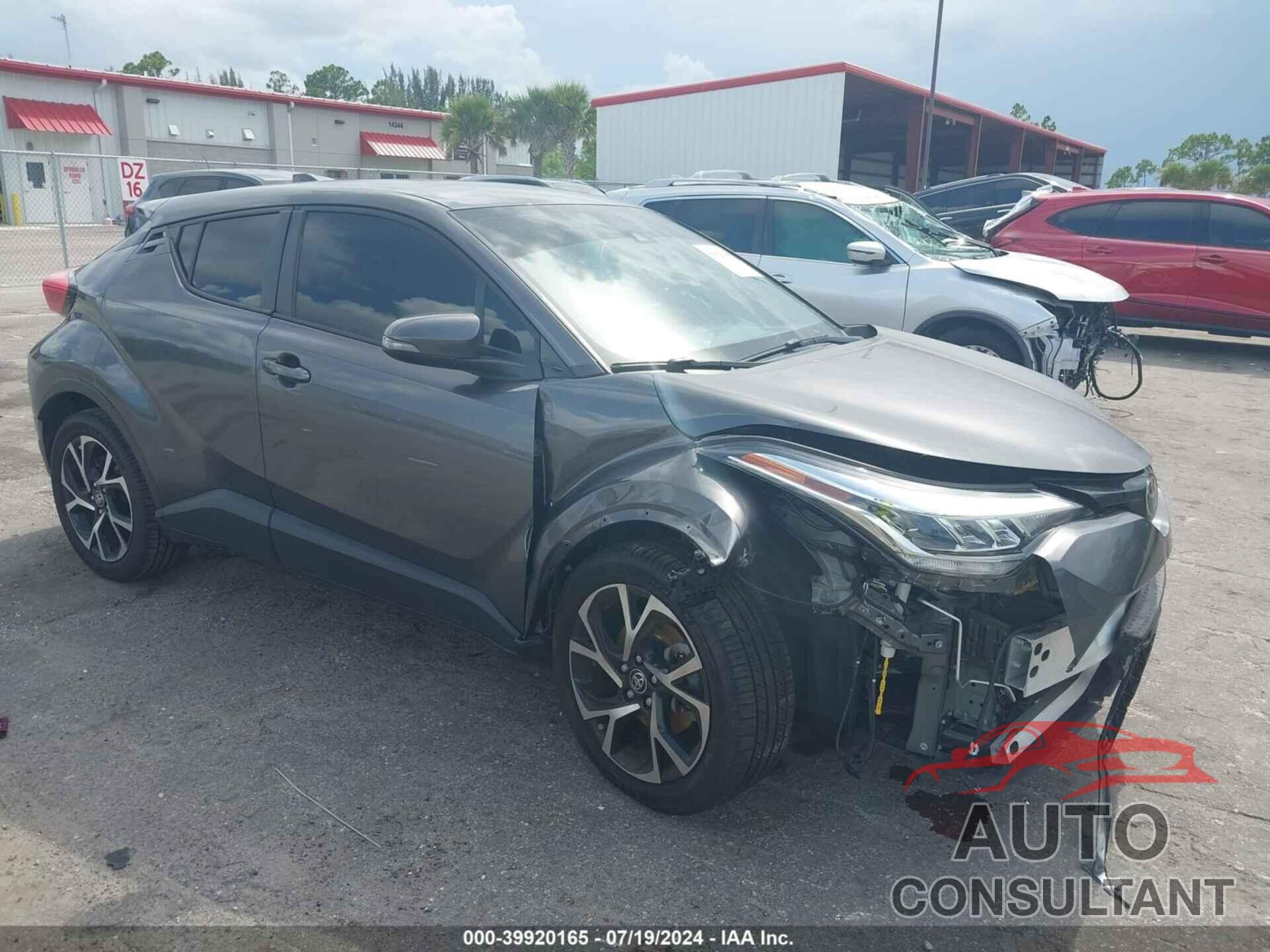 TOYOTA C-HR 2020 - JTNKHMBX6L1083608