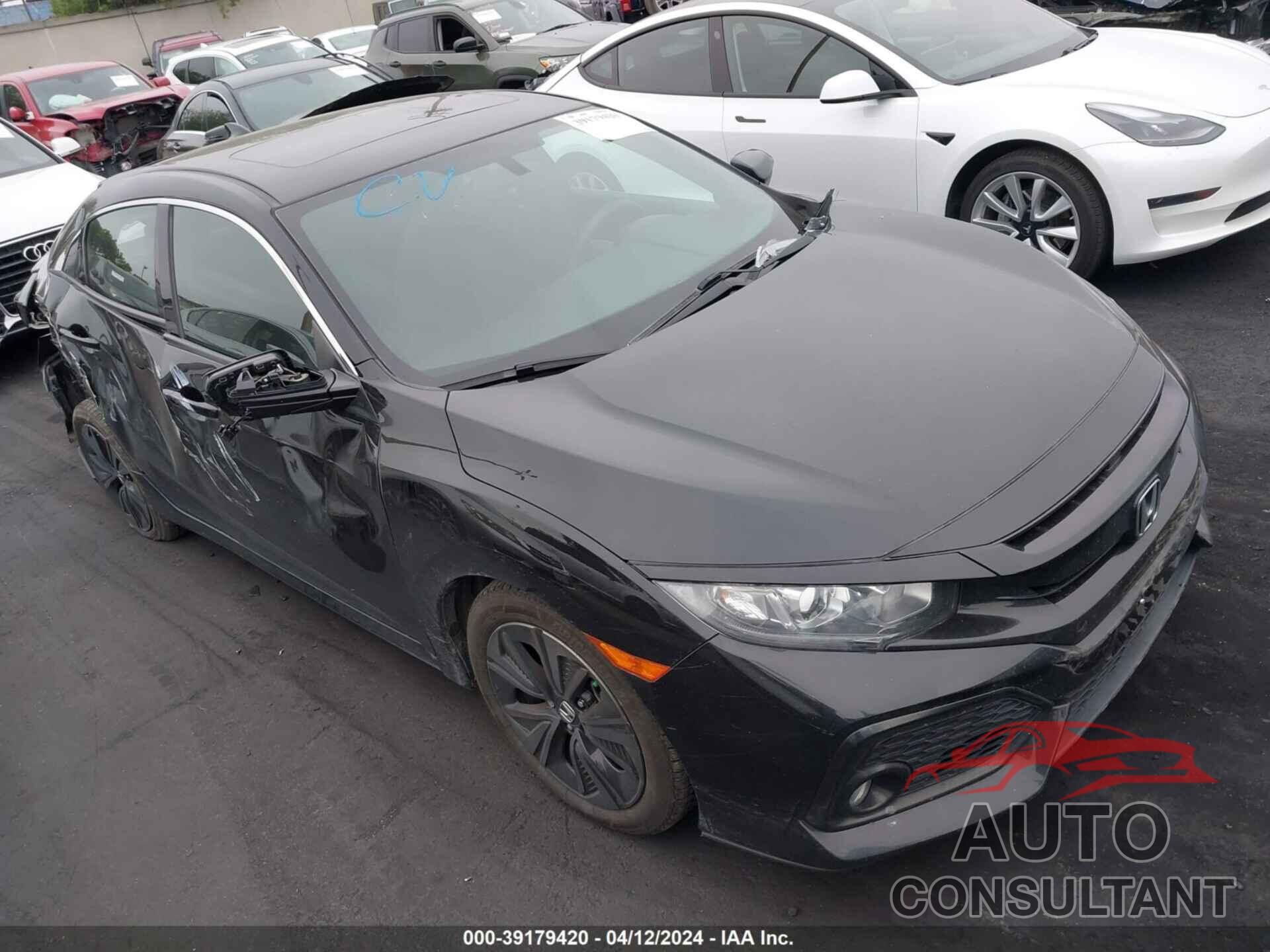 HONDA CIVIC 2018 - SHHFK7H57JU432664