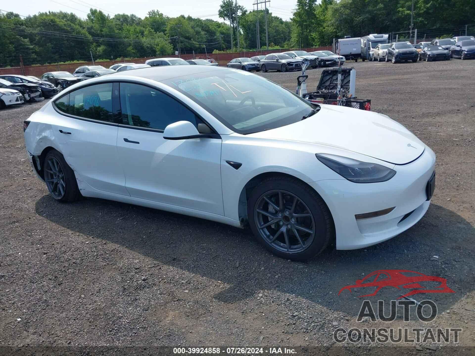 TESLA MODEL 3 2023 - 5YJ3E1EA5PF579066