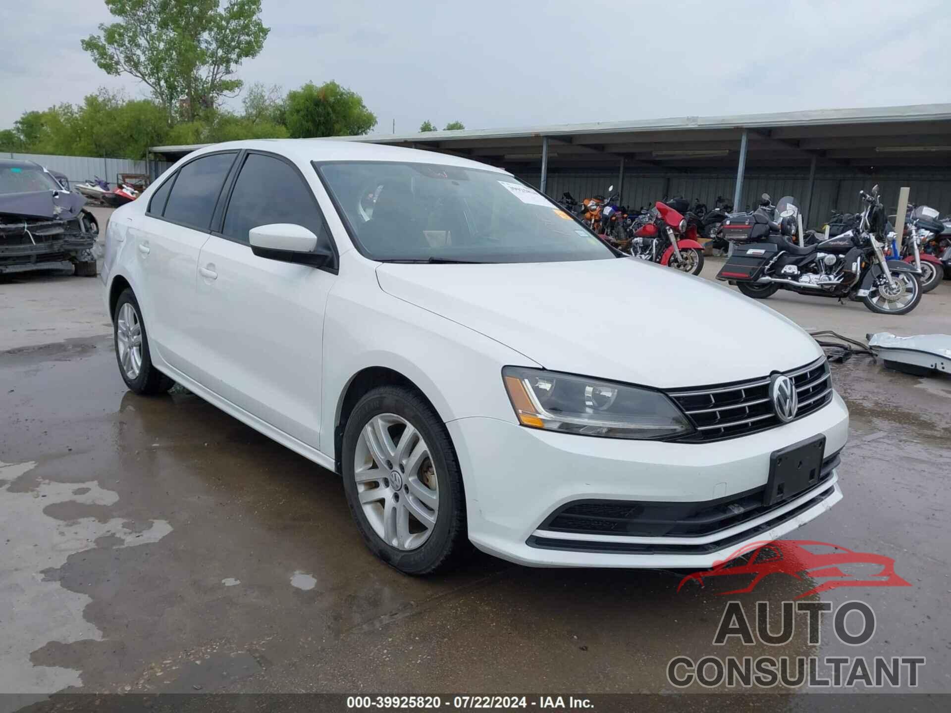 VOLKSWAGEN JETTA 2018 - 3VW2B7AJ5JM213007