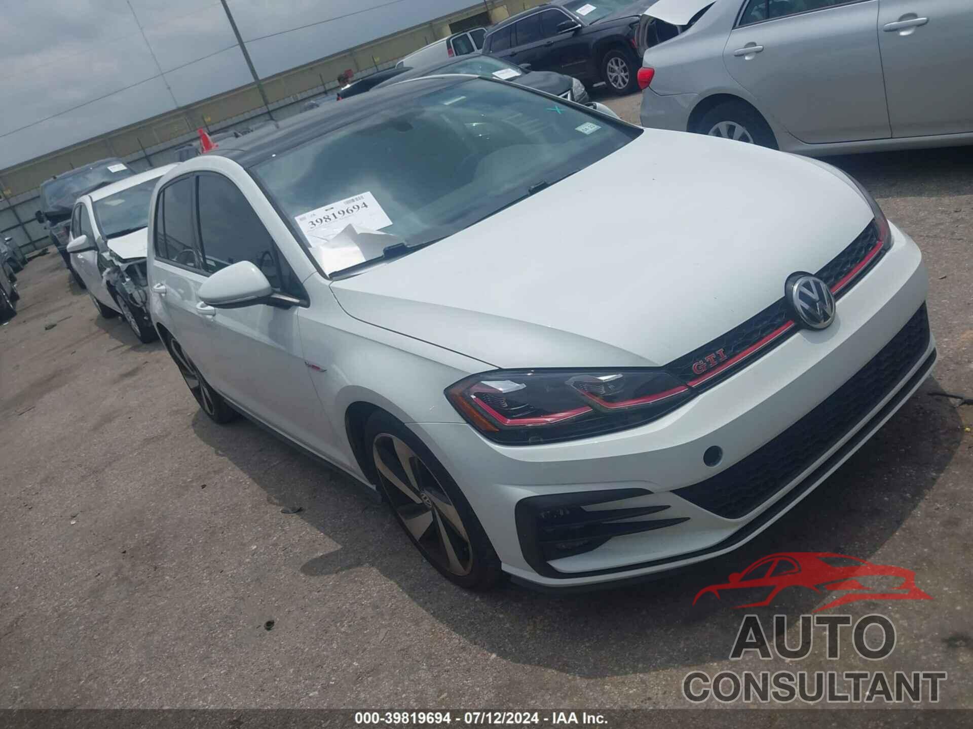 VOLKSWAGEN GOLF GTI 2019 - 3VW5T7AU9KM037584