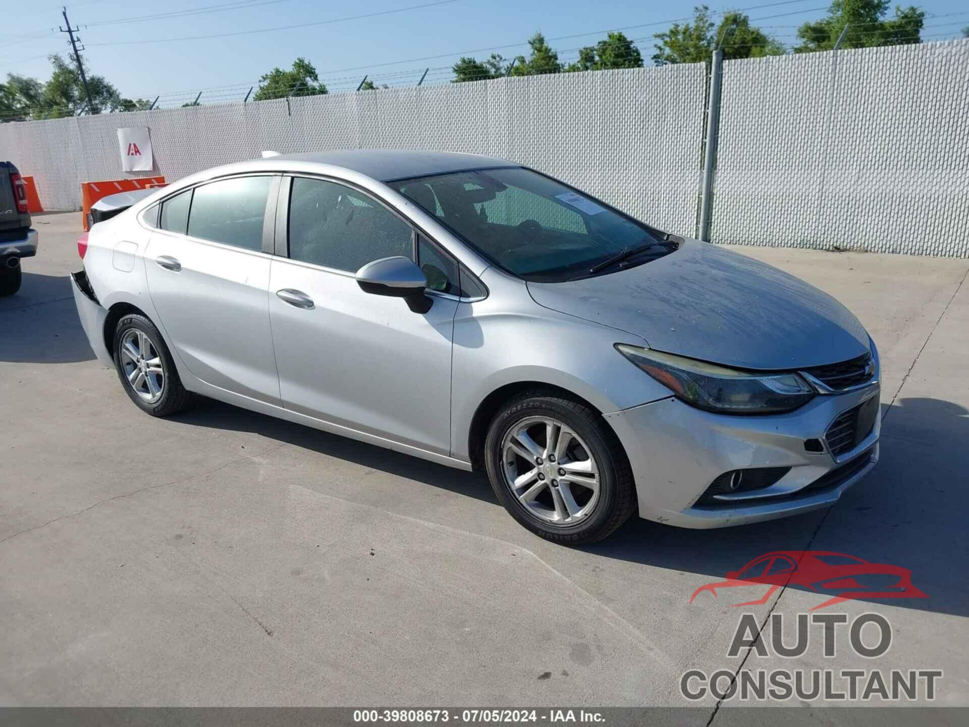 CHEVROLET CRUZE 2017 - 1G1BE5SM0H7122134