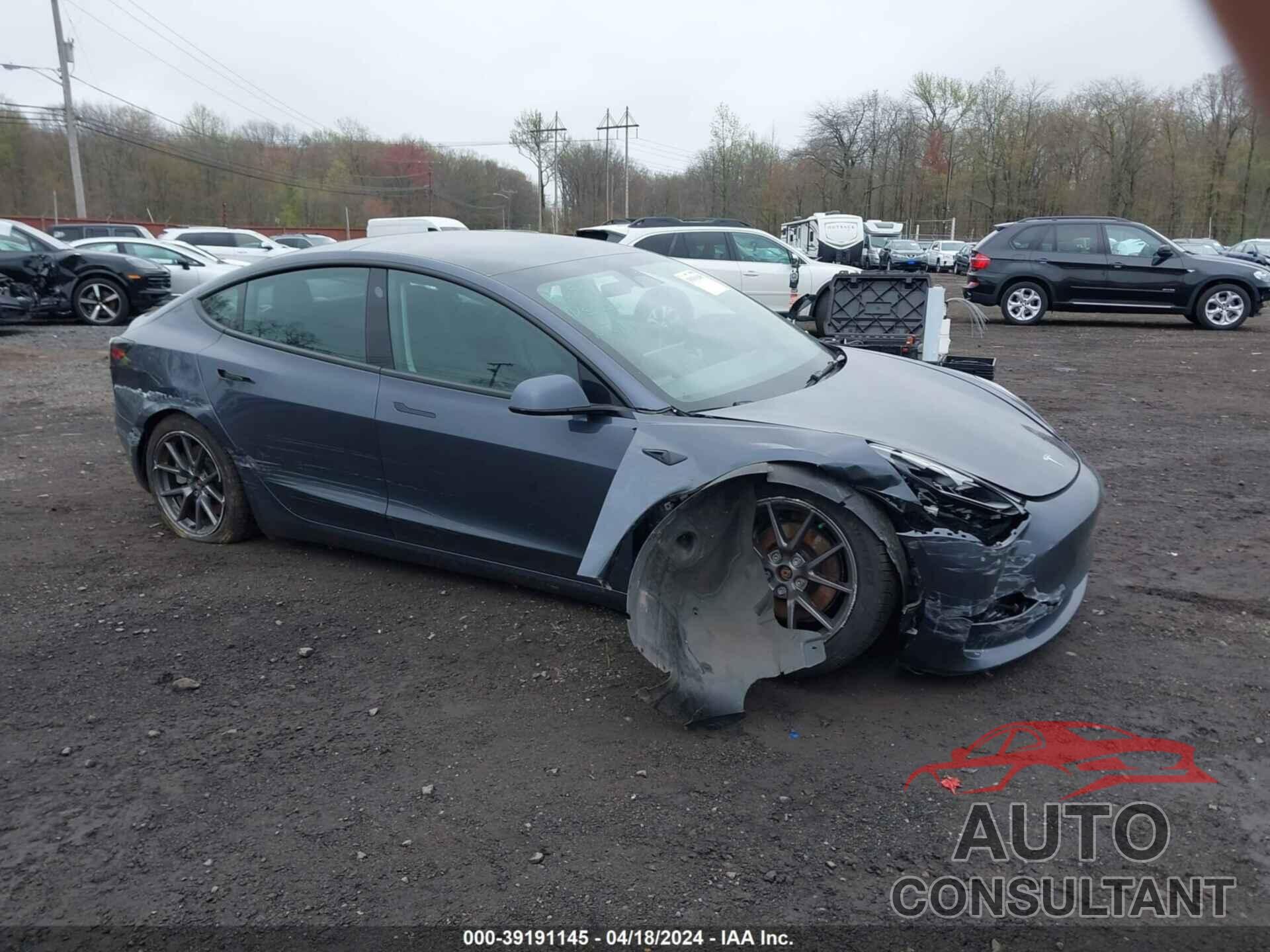 TESLA MODEL 3 2022 - 5YJ3E1EB3NF107681