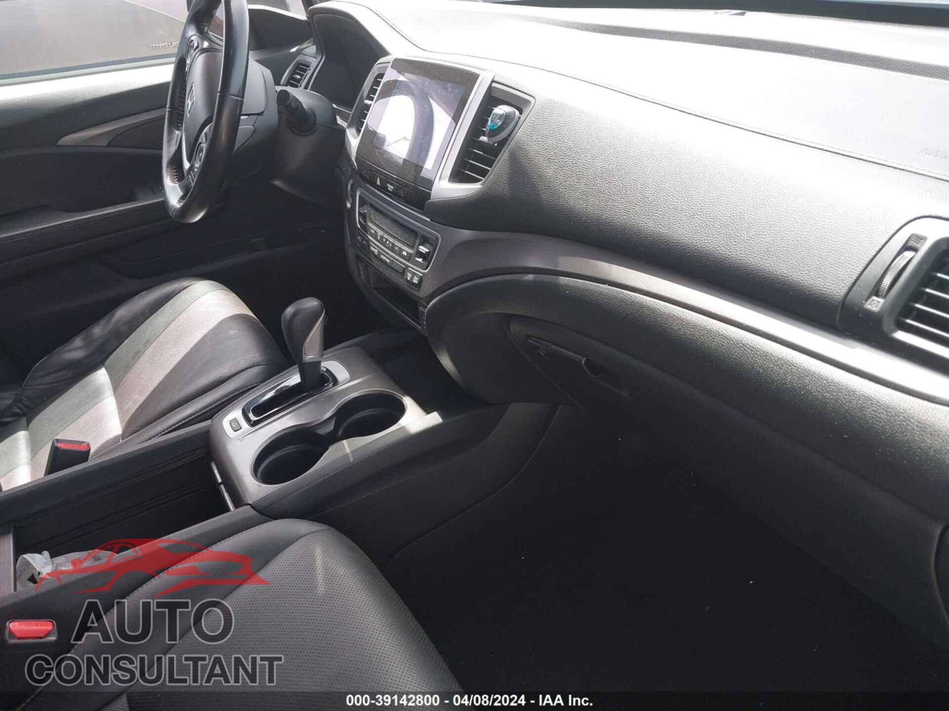 HONDA RIDGELINE 2017 - 5FPYK3F61HB007280