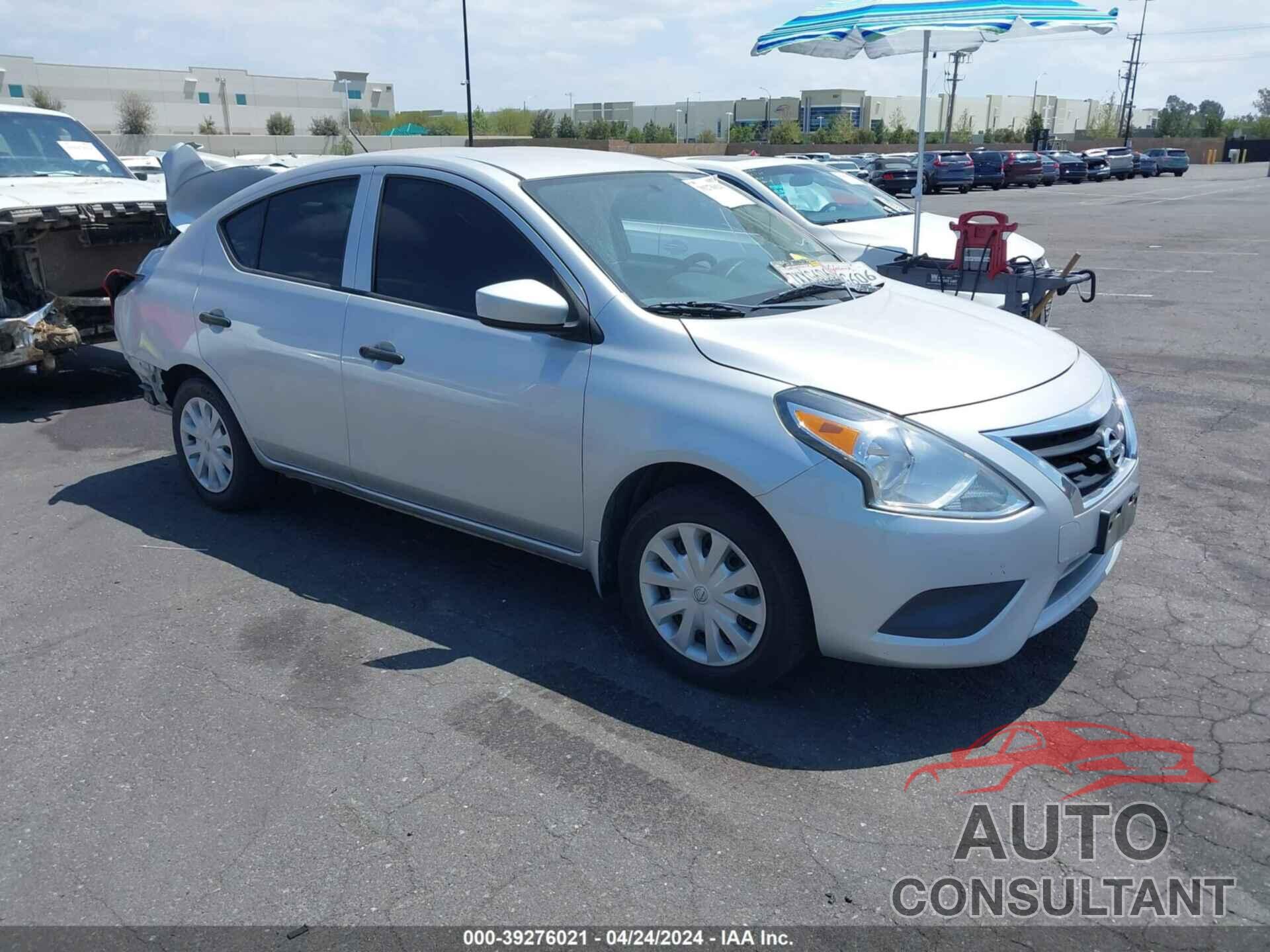 NISSAN VERSA 2017 - 3N1CN7AP5HL850405