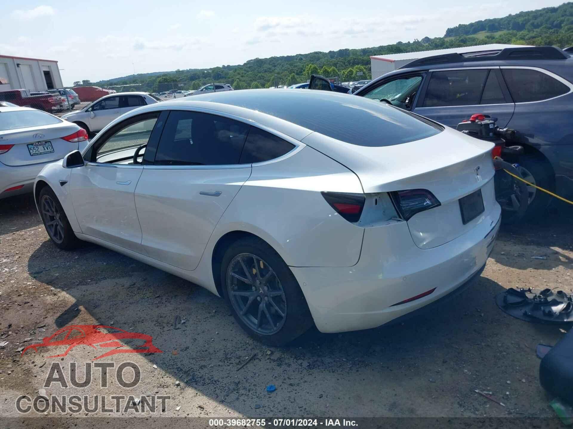 TESLA MODEL 3 2020 - 5YJ3E1EA0LF658946