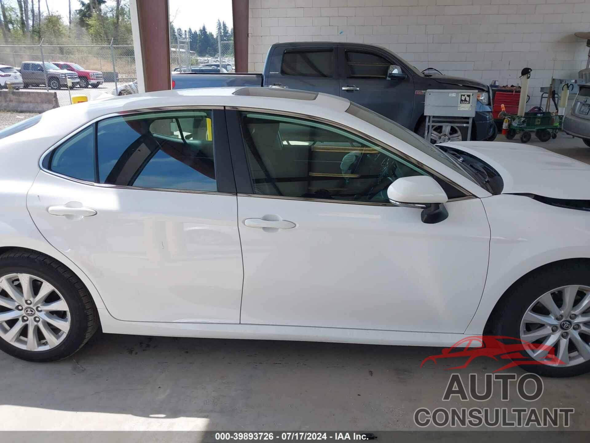 TOYOTA CAMRY 2019 - 4T1B11HK3KU169308